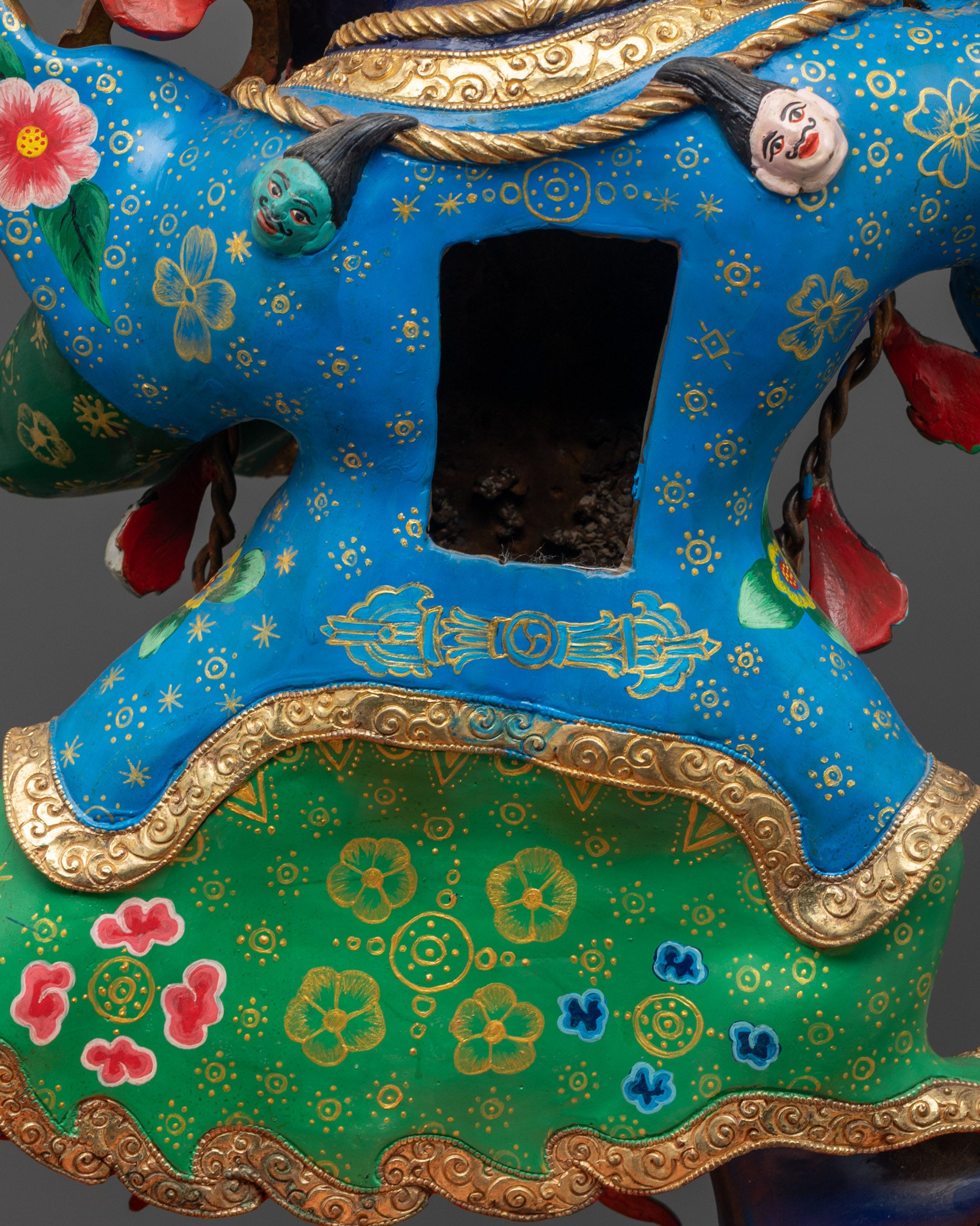 Mahakala Bernagchen Statue | Hand-Carved Tibetan Protector Deity