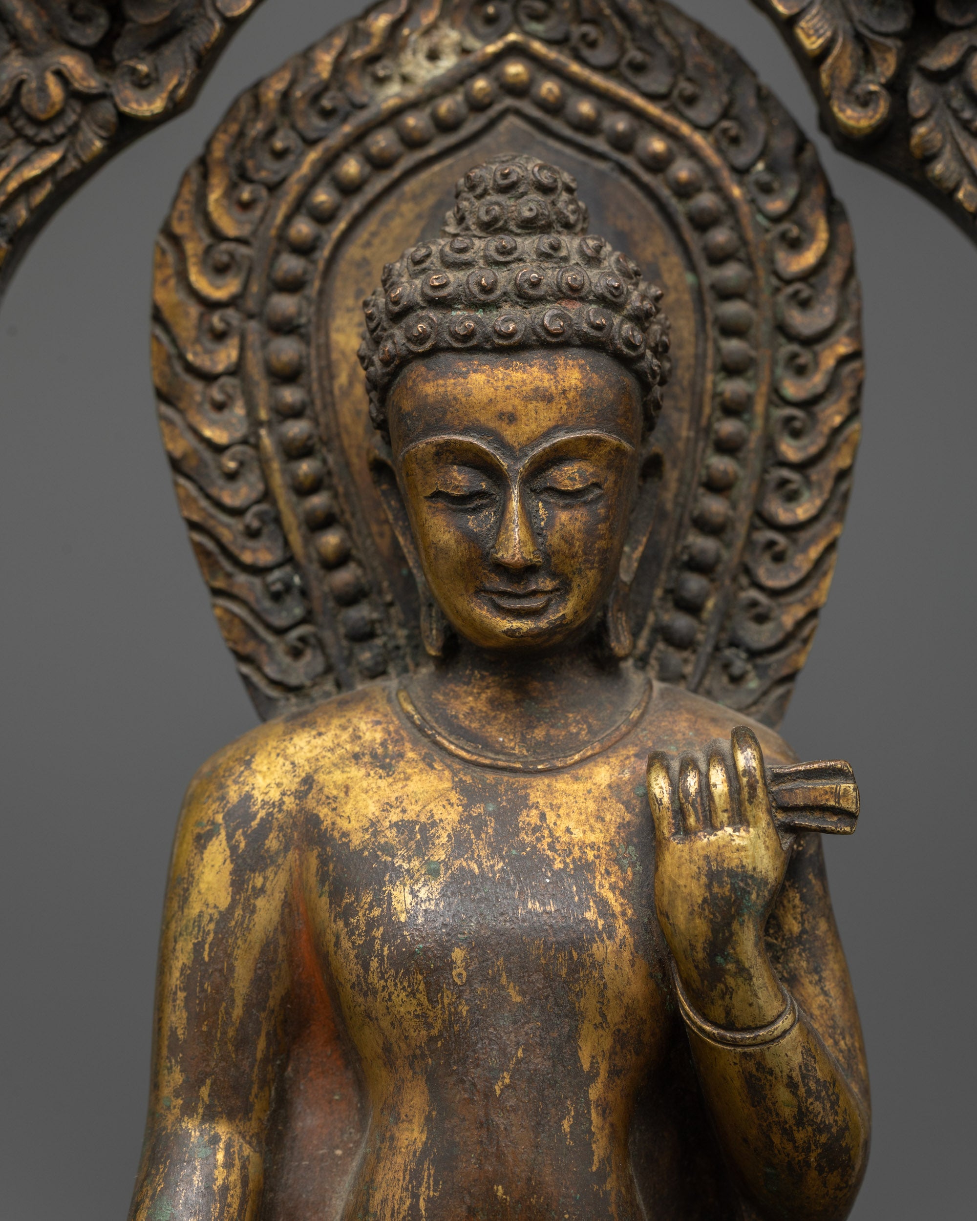 Buddha Shakyamuni Statue