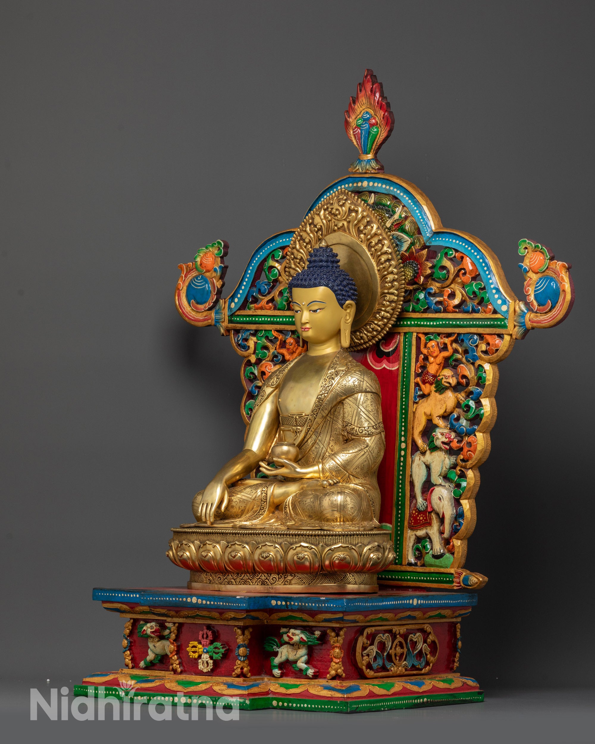 Enthroned Lord Shakyamuni Buddha Statue from Nepal | Spiritual Artwork