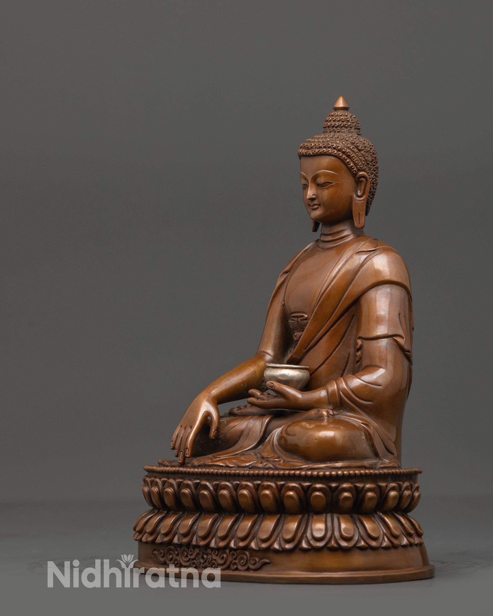 Buddha Shakyamuni Statue