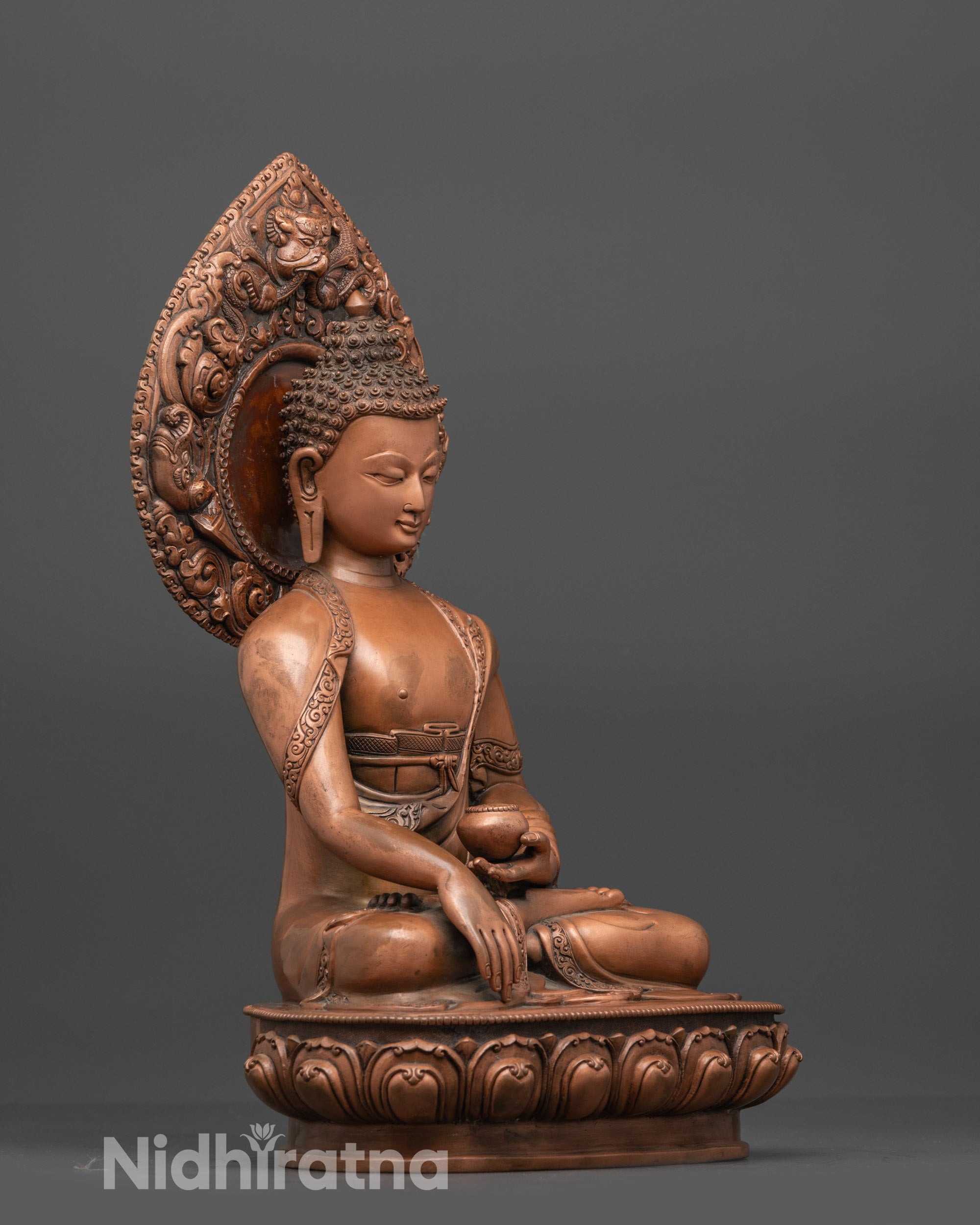 Buddha Shakyamuni Statue