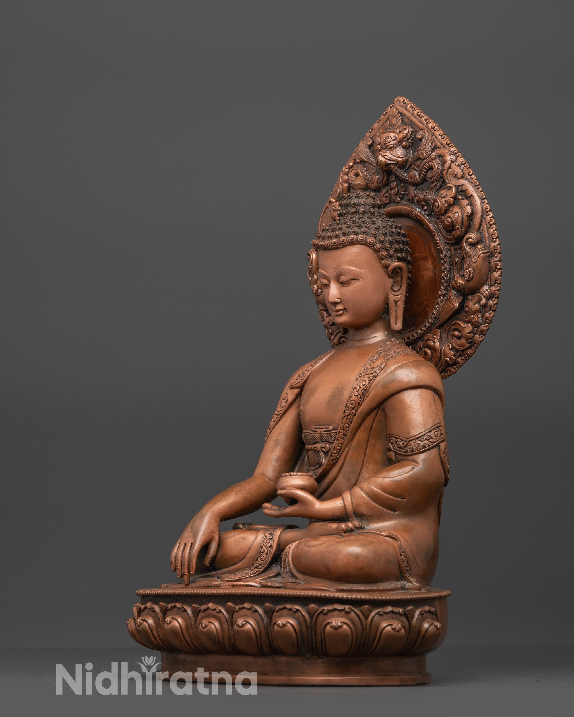 Buddha Shakyamuni Statue