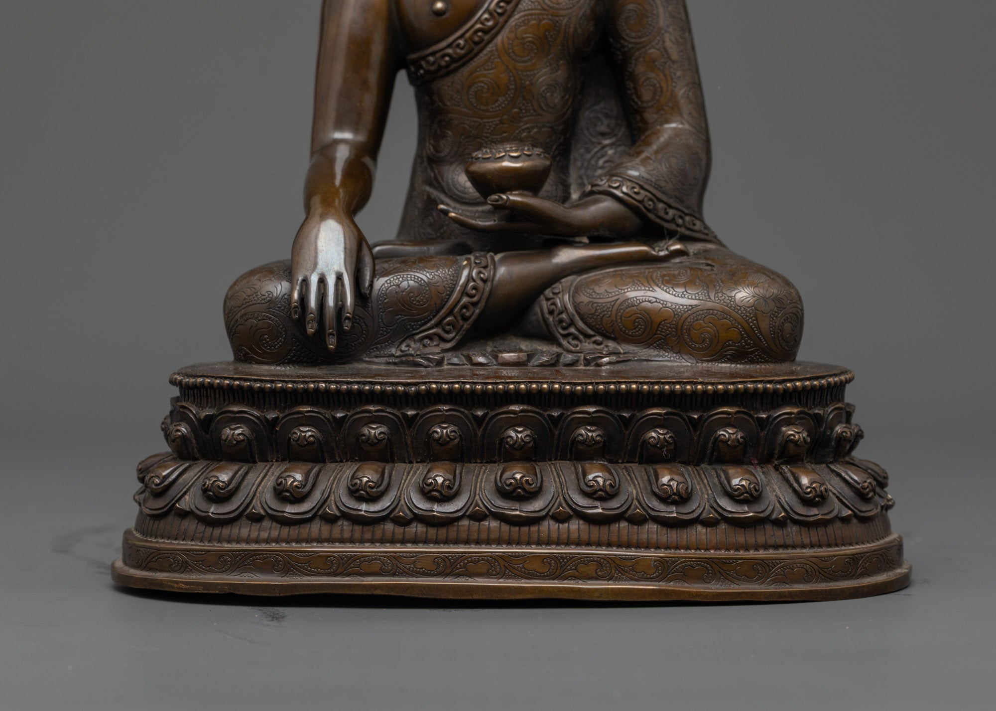 Oxidized Gautama Buddha Statue | Handcrafted Sculpture for Home Decor