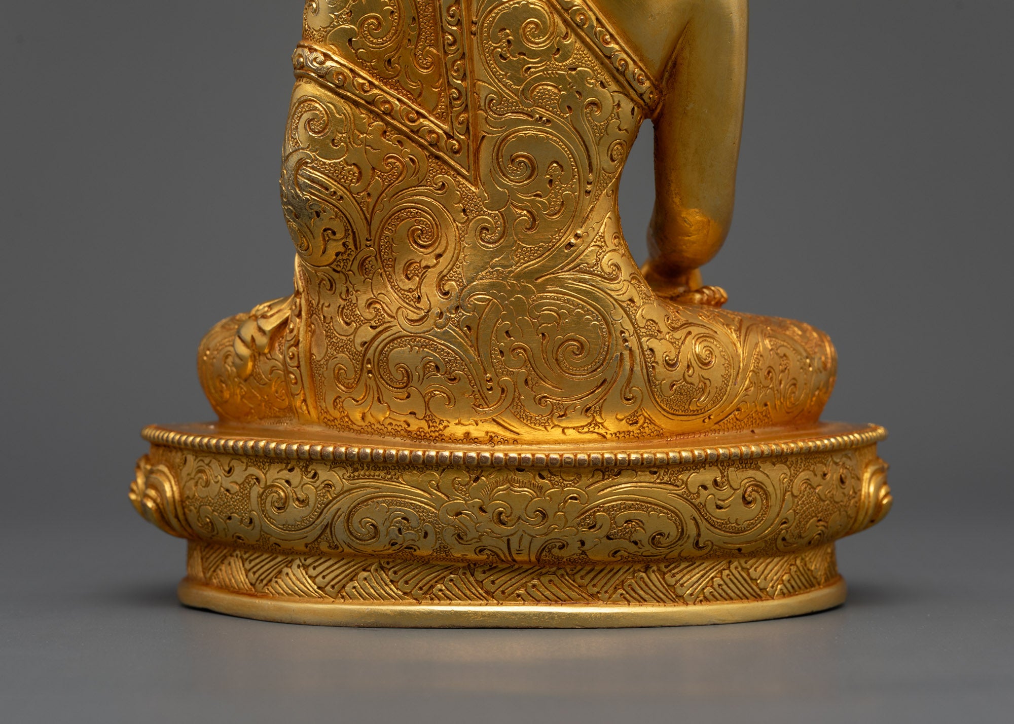 Enlightened Shakyamuni Buddha Statue | 24K Gold Gilded Sculpture