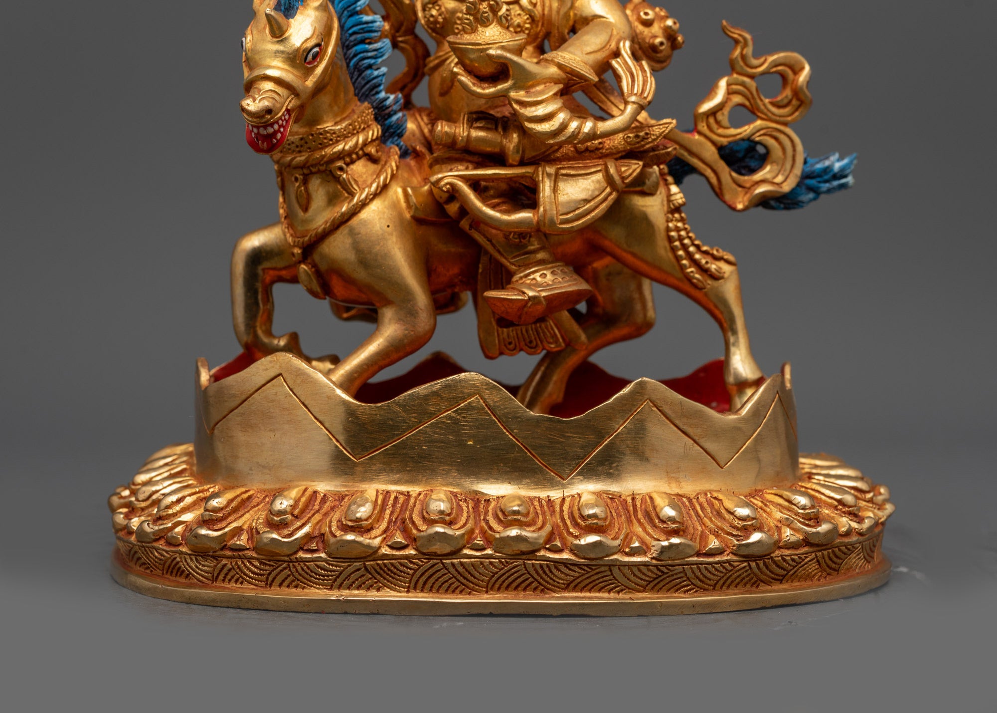 Fearless King Gesar Statue | Traditional Himalayan Buddhist Art