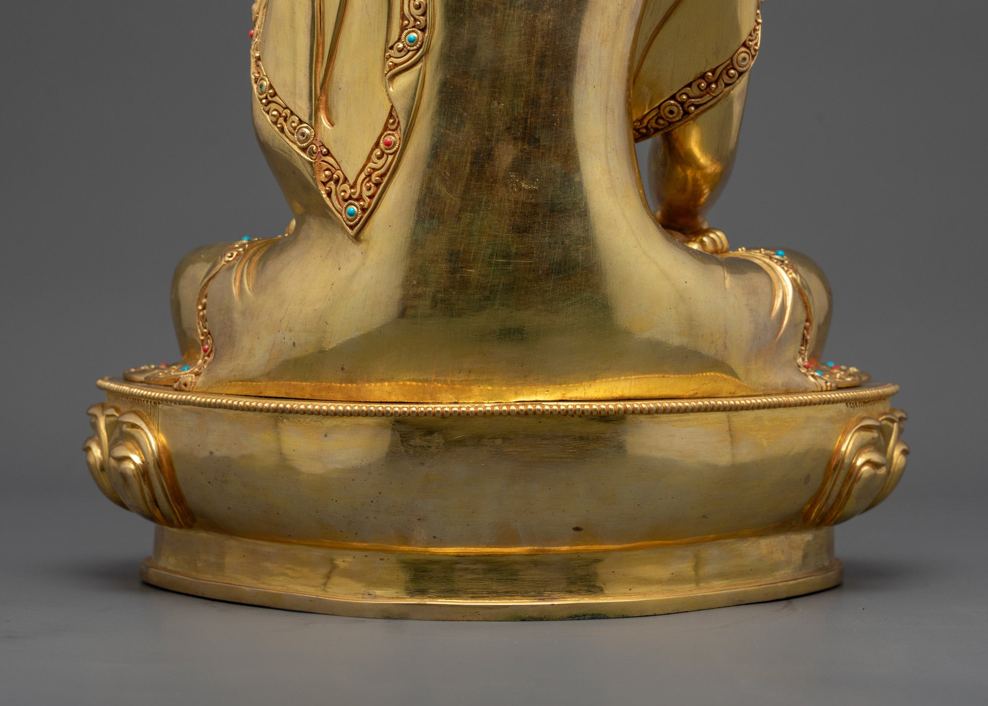 Premium Shakyamuni Buddha Statue | Enlightened Master Icon for Devotee