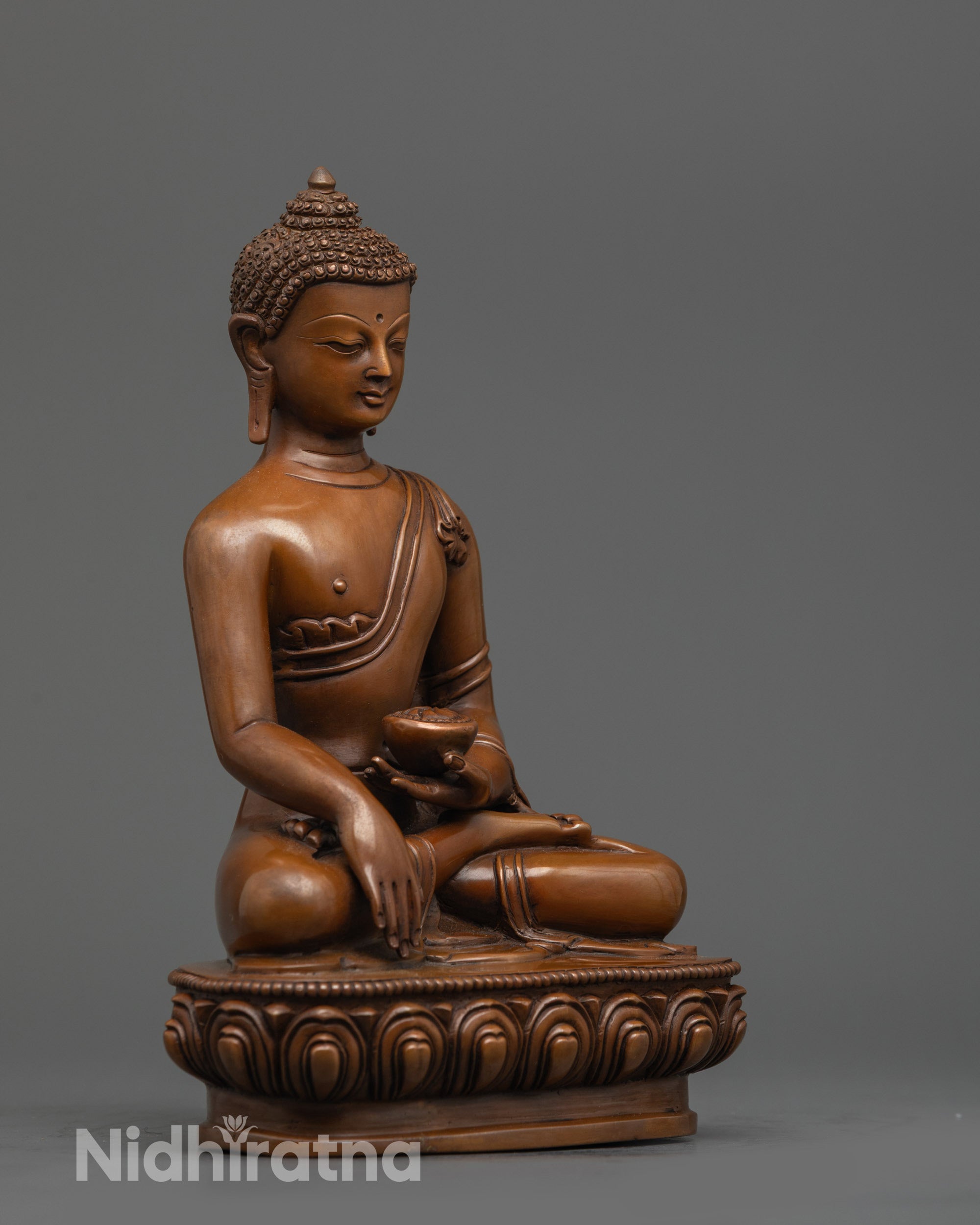 Calm Shakyamuni Buddha Statue | Traditional Himalayan Art Nepal
