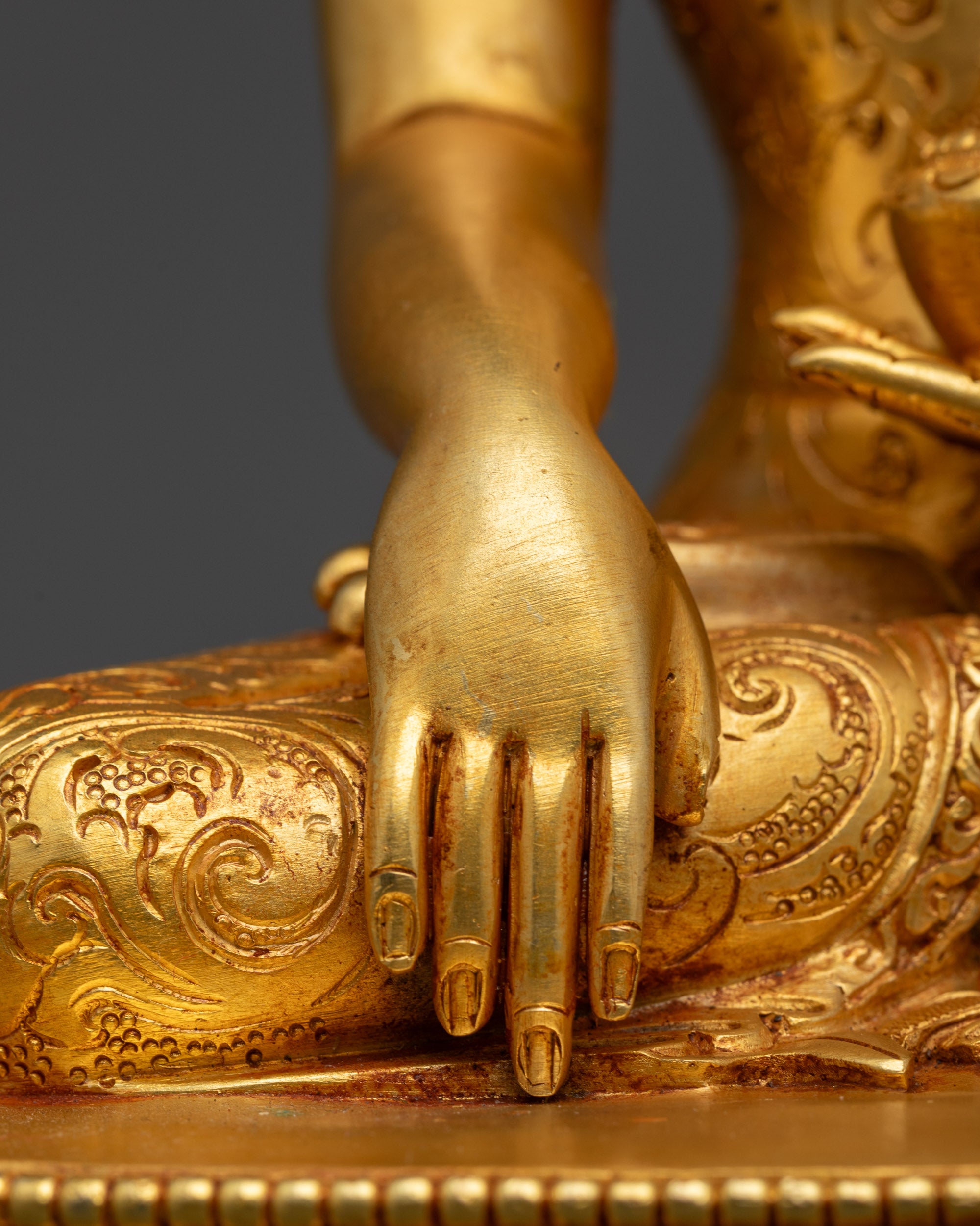 Enlightened Shakyamuni Buddha Statue | 24K Gold Gilded Sculpture