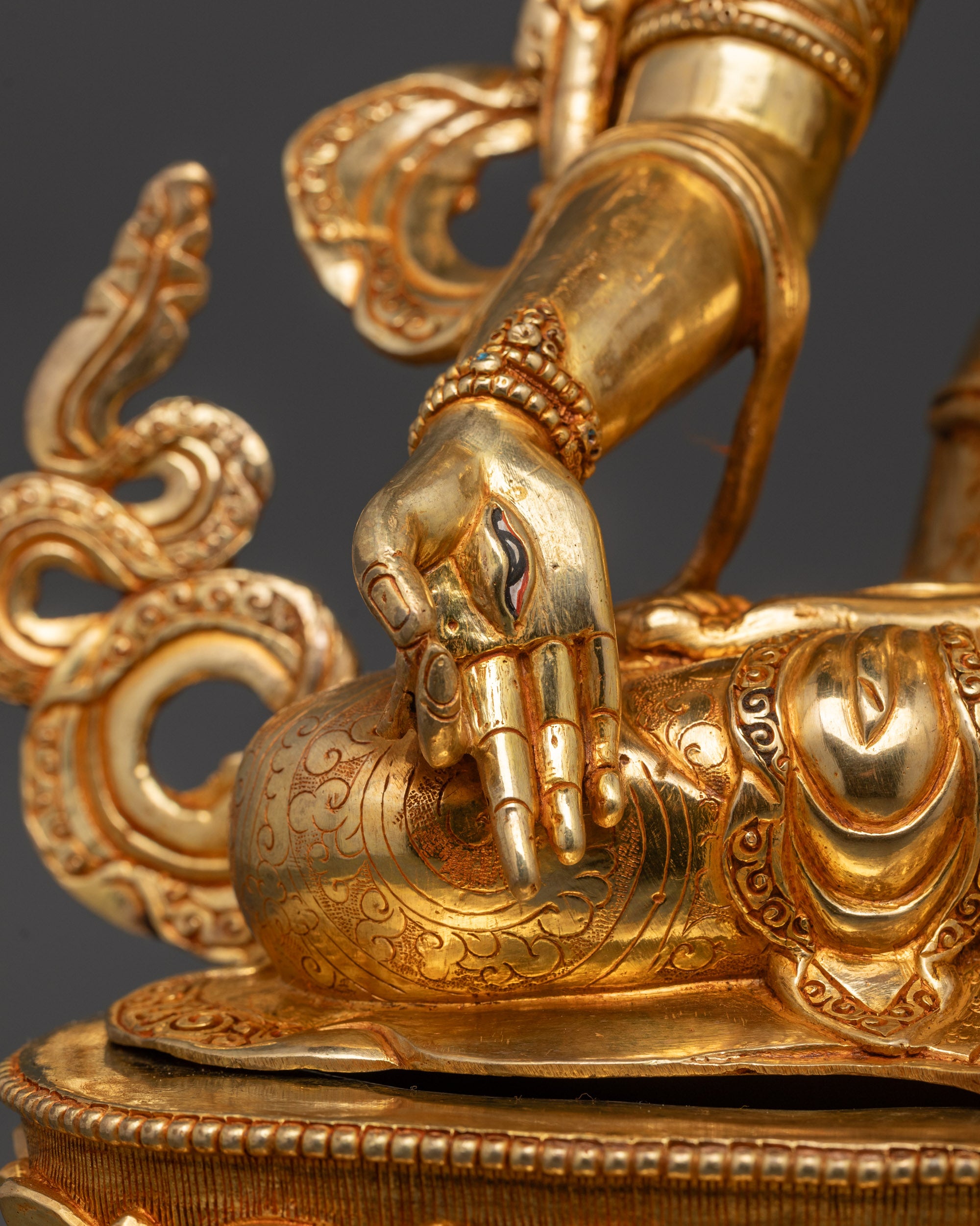 Exquisite White Tara Statue | High-Quality Buddhist Devotional Art