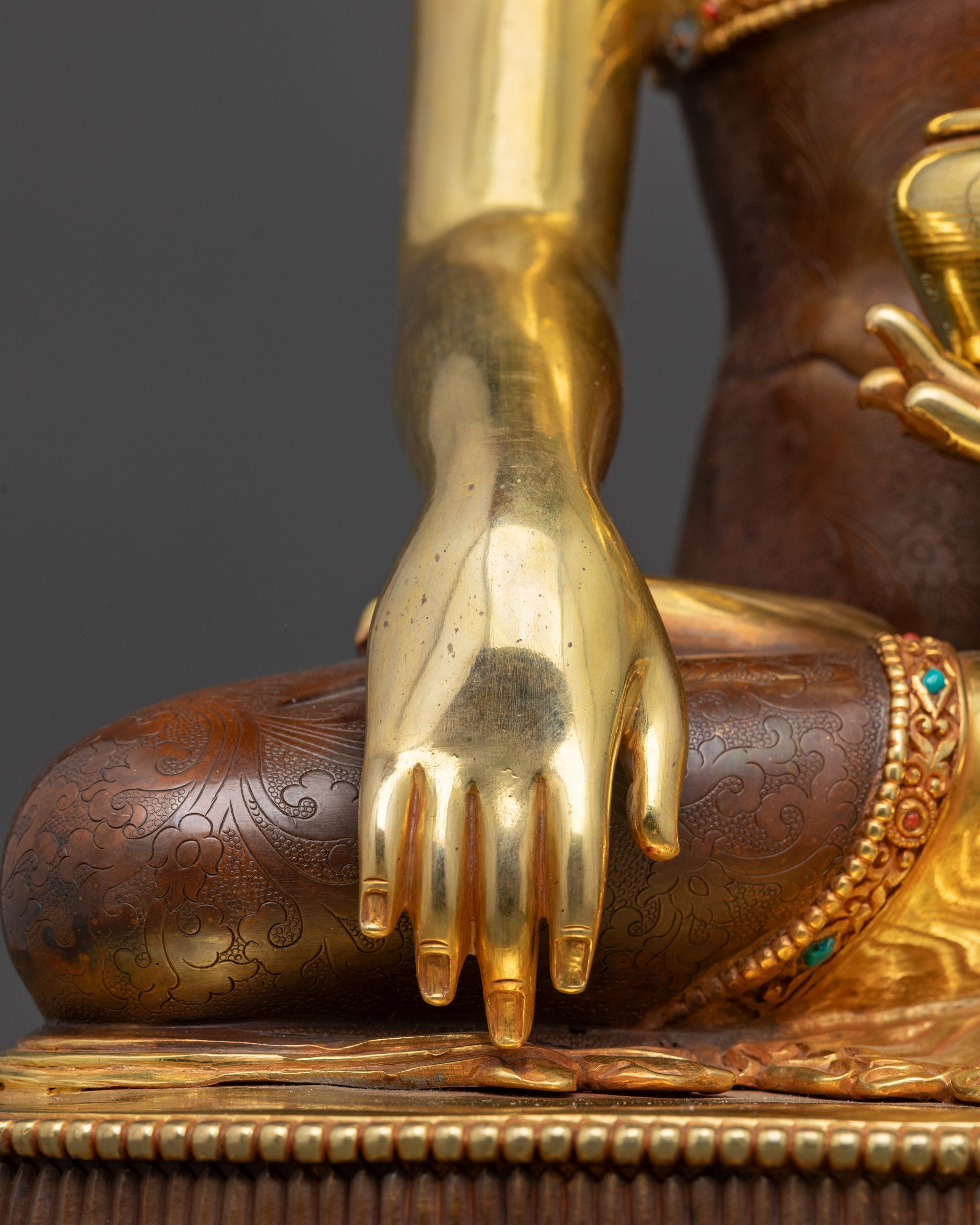 Buddha Shakyamuni with Disciples