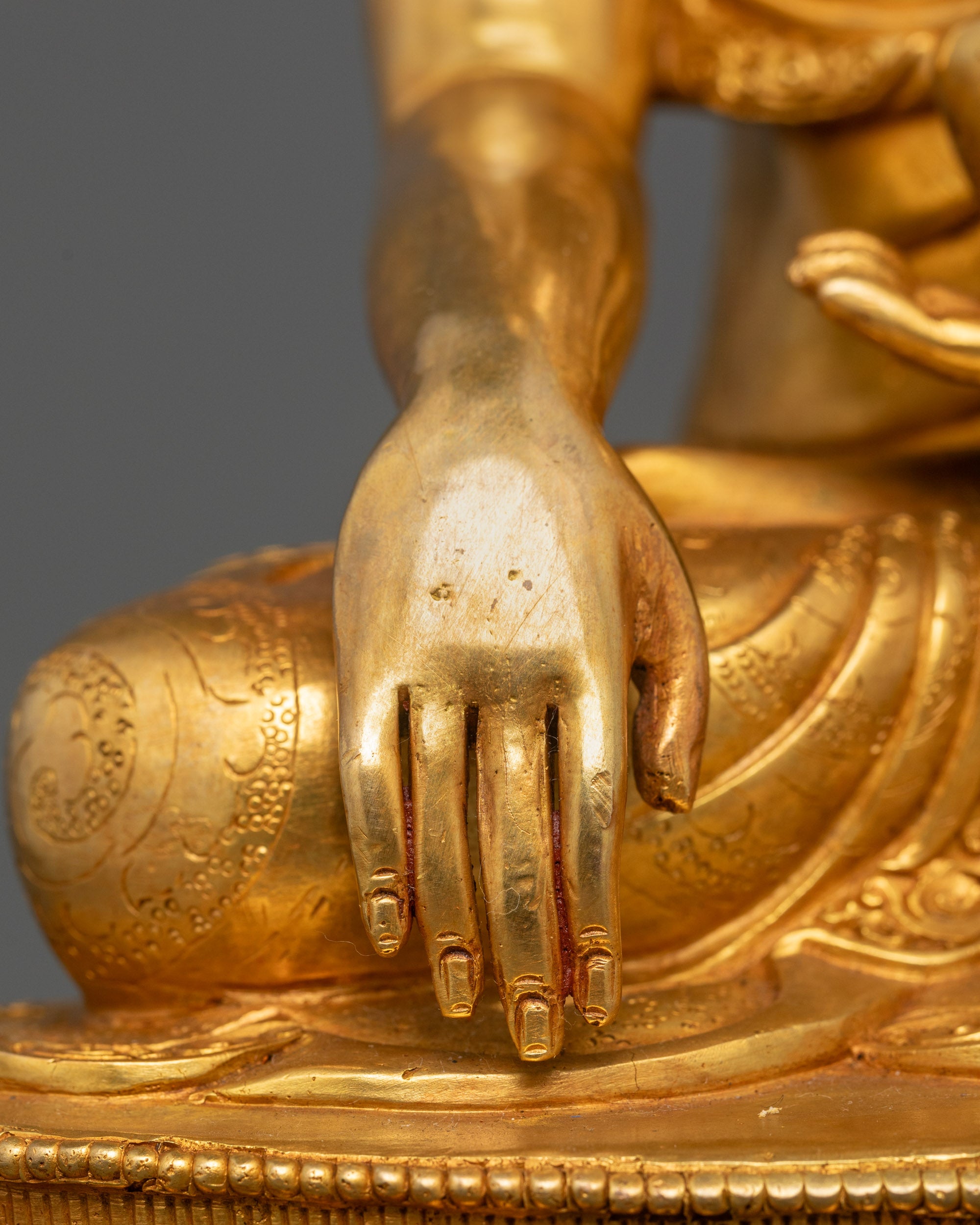 Shakyamuni Buddha Statue | Fire-Gilded Copper Art
