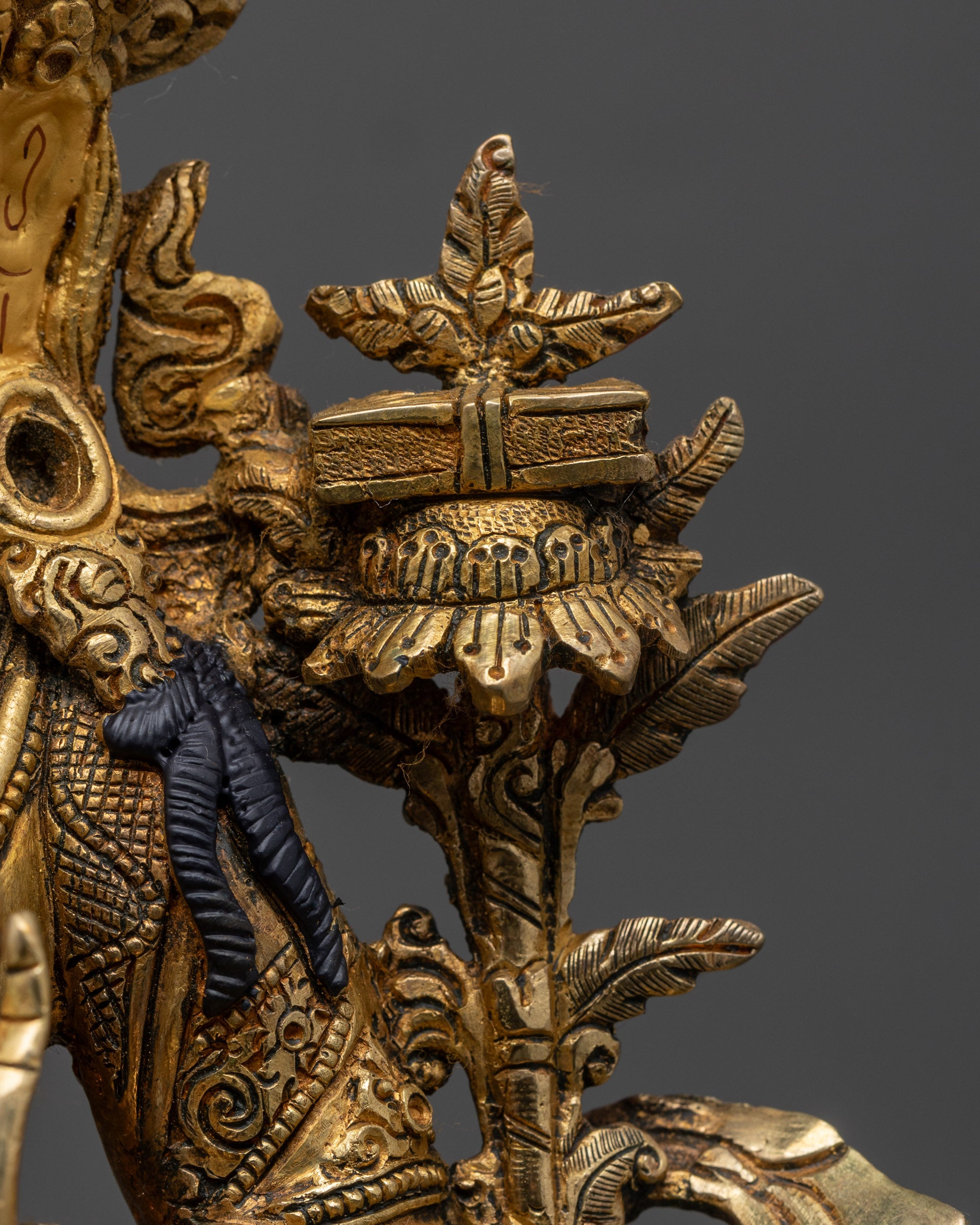Exquisite Monju Bosatsu Statue | Traditional Nepalese Spiritual Art