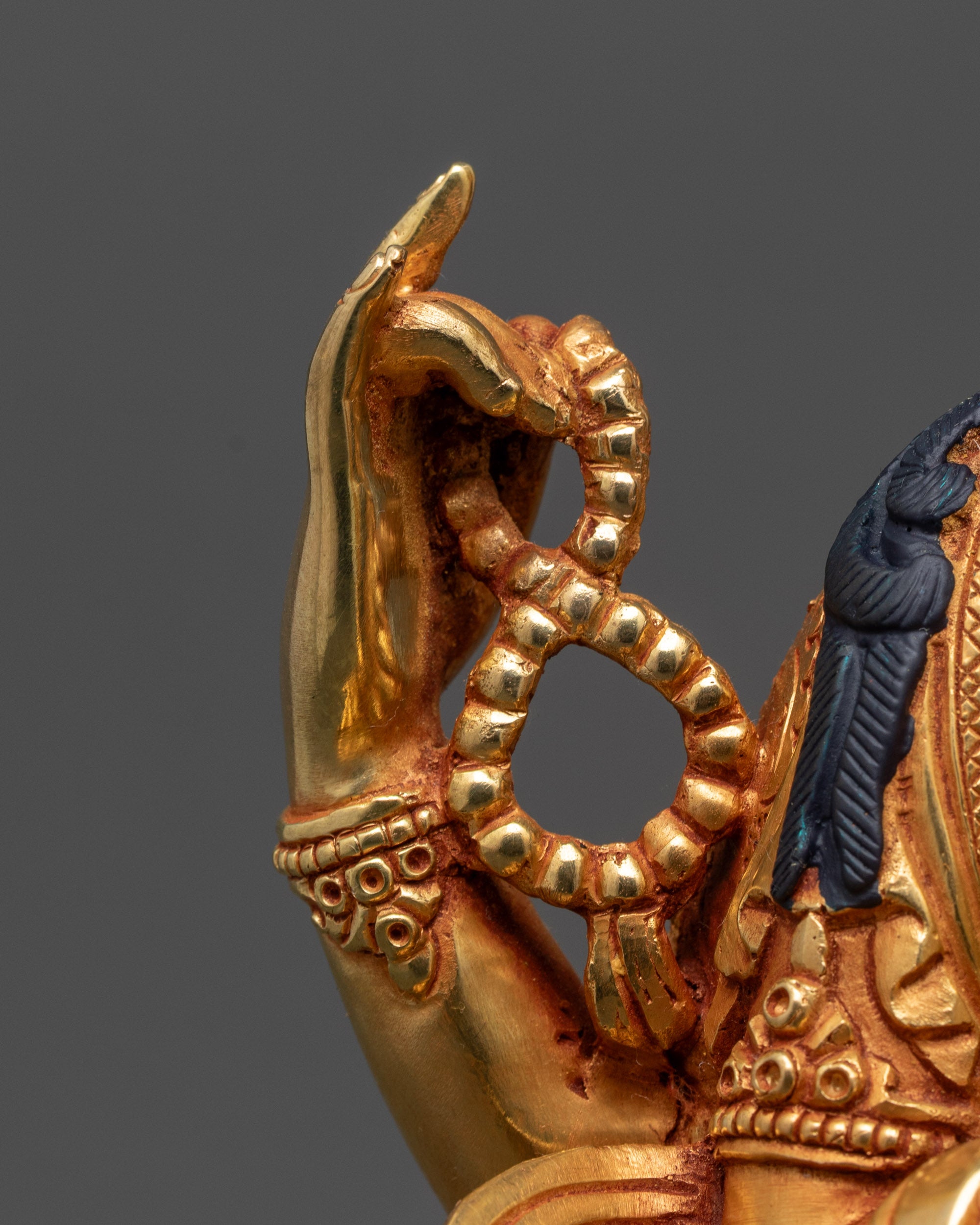 Buddhist Chenrezig Statue | Artisan-Crafted Meditation Deity Artwork