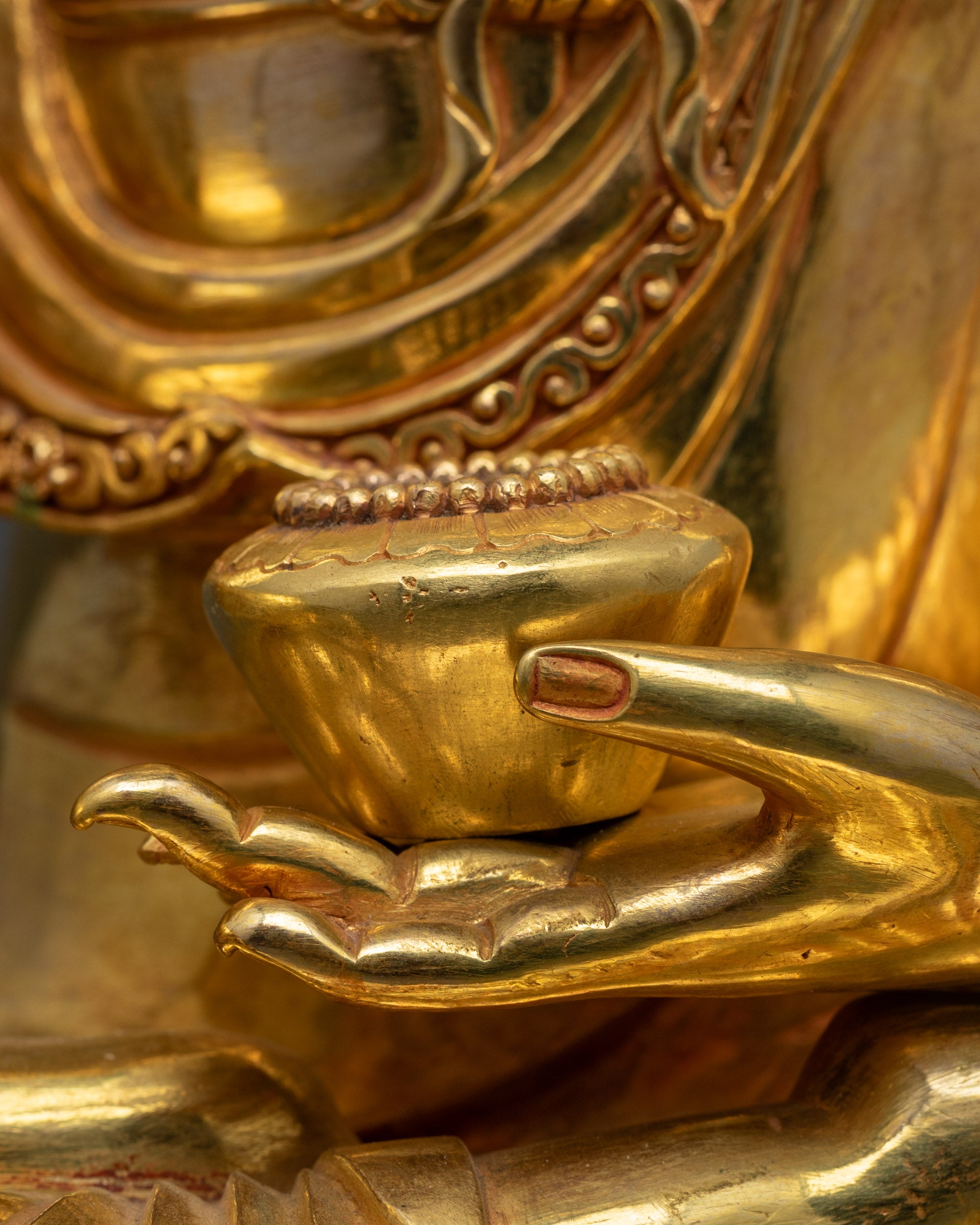 Premium Shakyamuni Buddha Statue | Enlightened Master Icon for Devotee