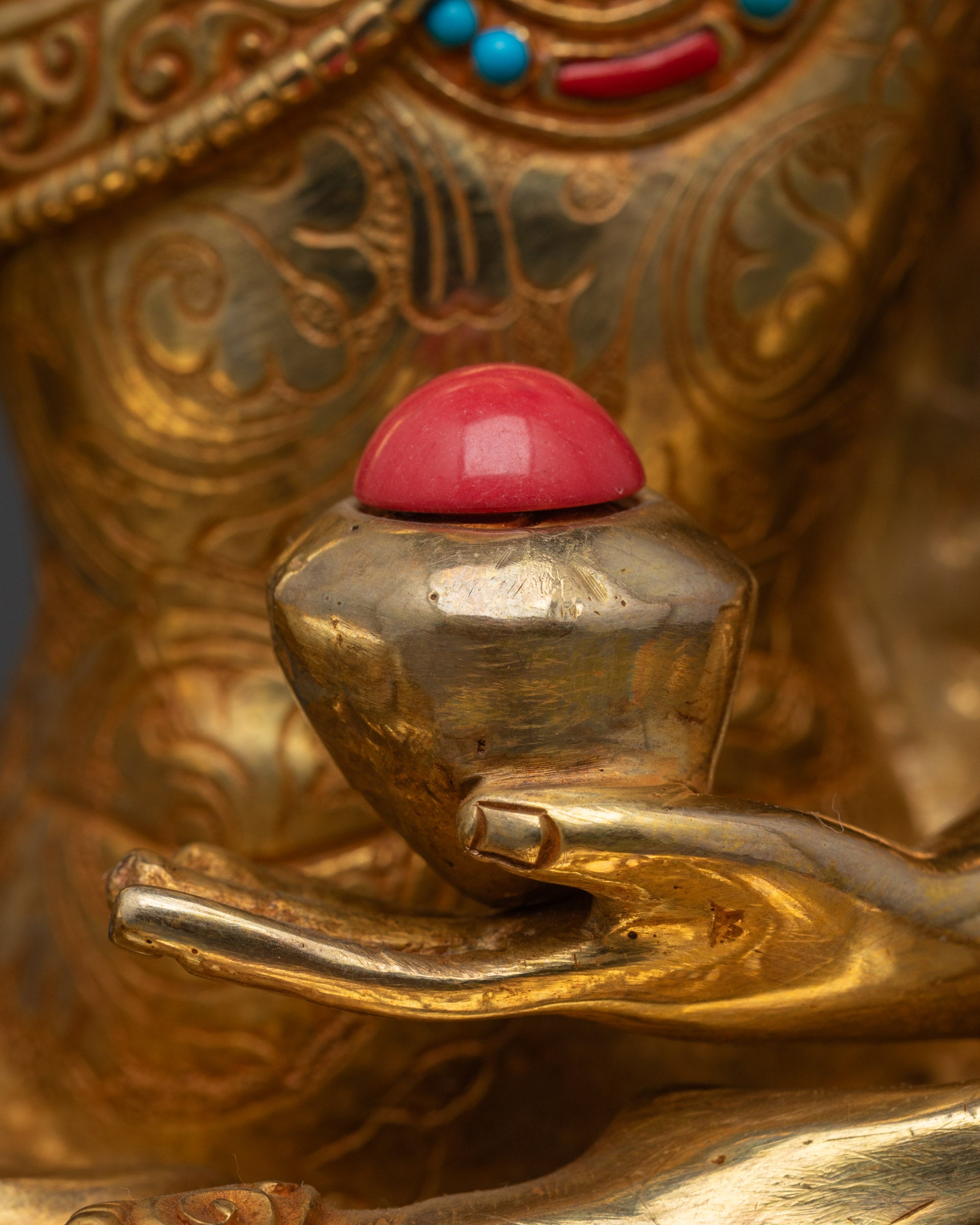 Majestic Buddha Shakyamuni Statue | Meditating Buddha Sculpture
