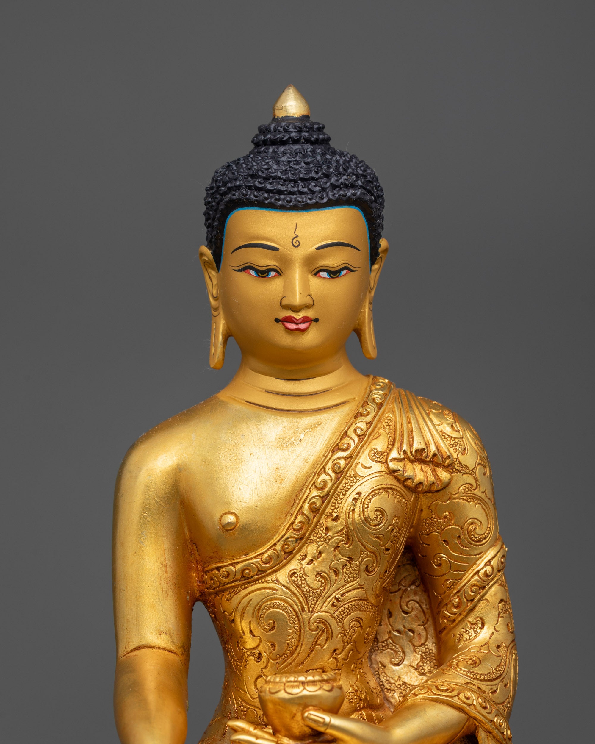 Buddha Shakyamuni Statue