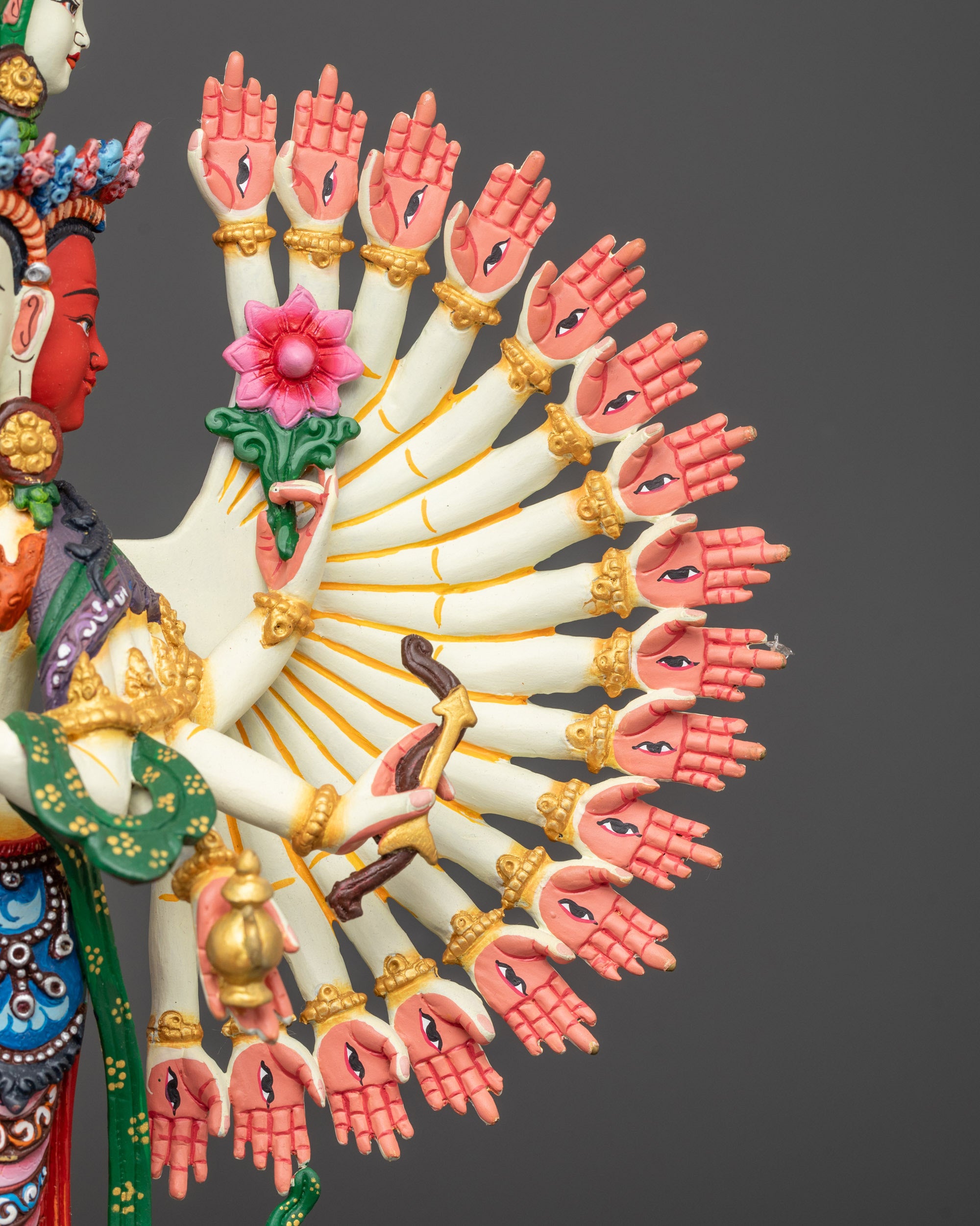 The 1000-Armed Chenrezig Statue | Himalayan Buddhism Artwork