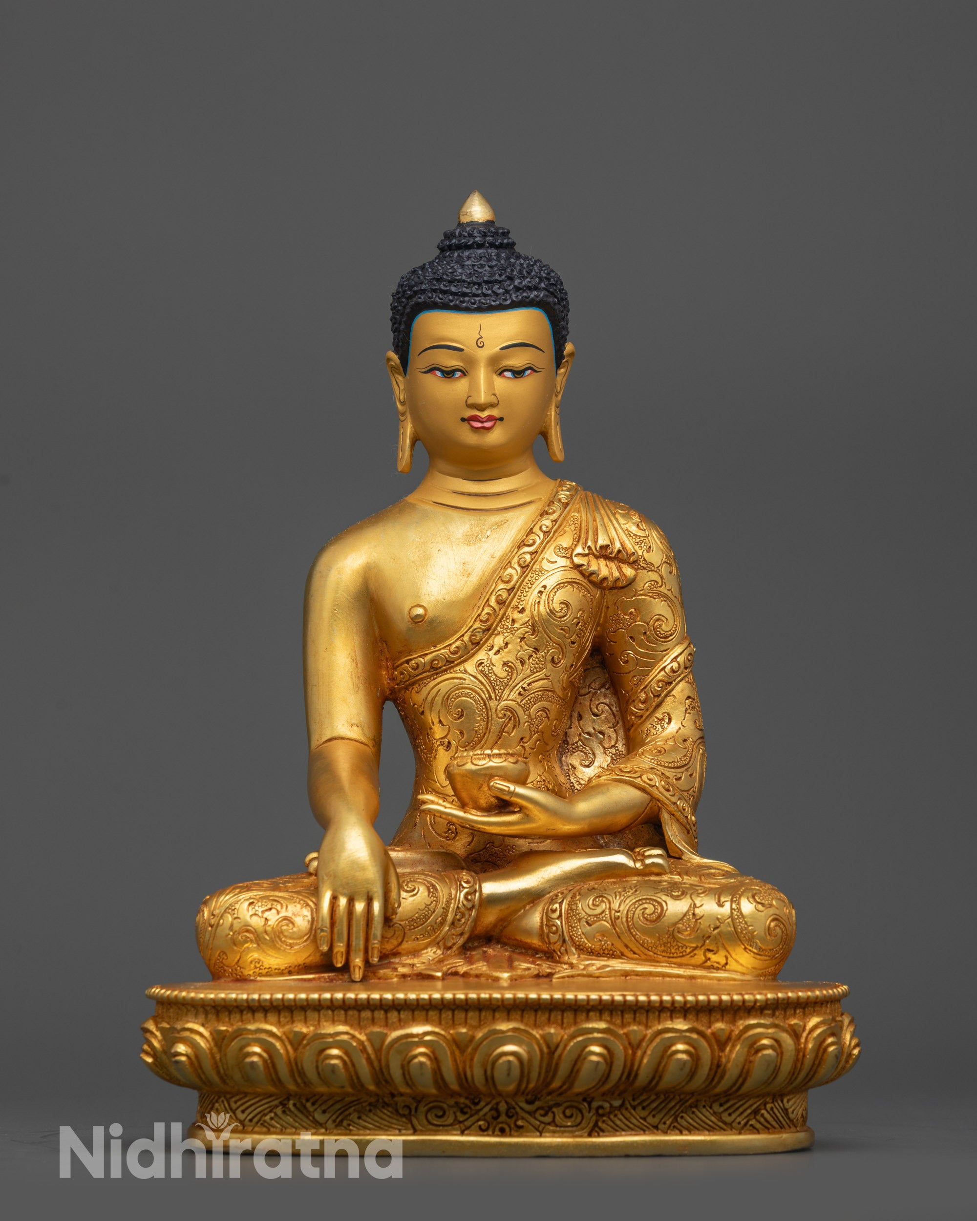 Buddha Shakyamuni Statue