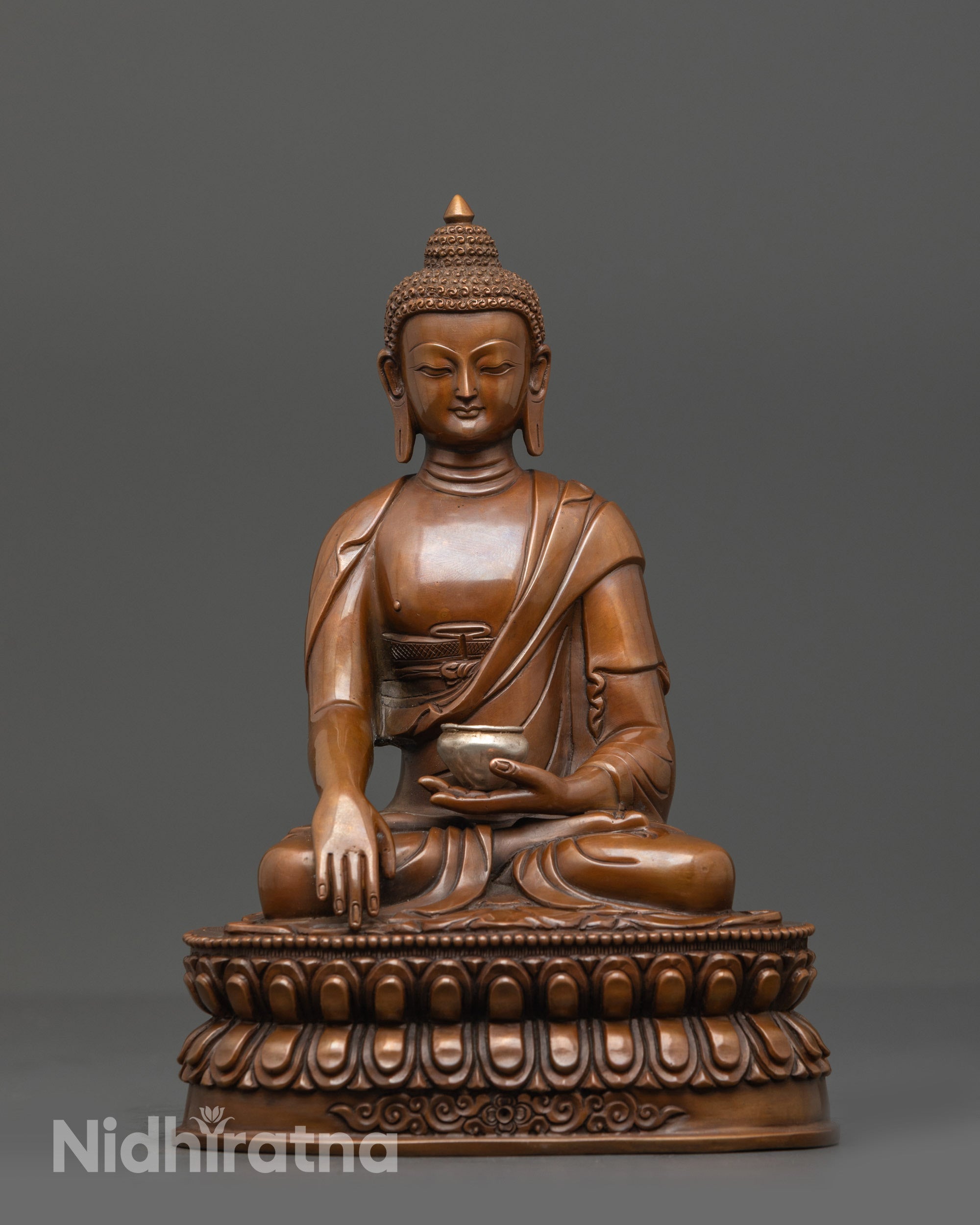 Buddha Shakyamuni Statue