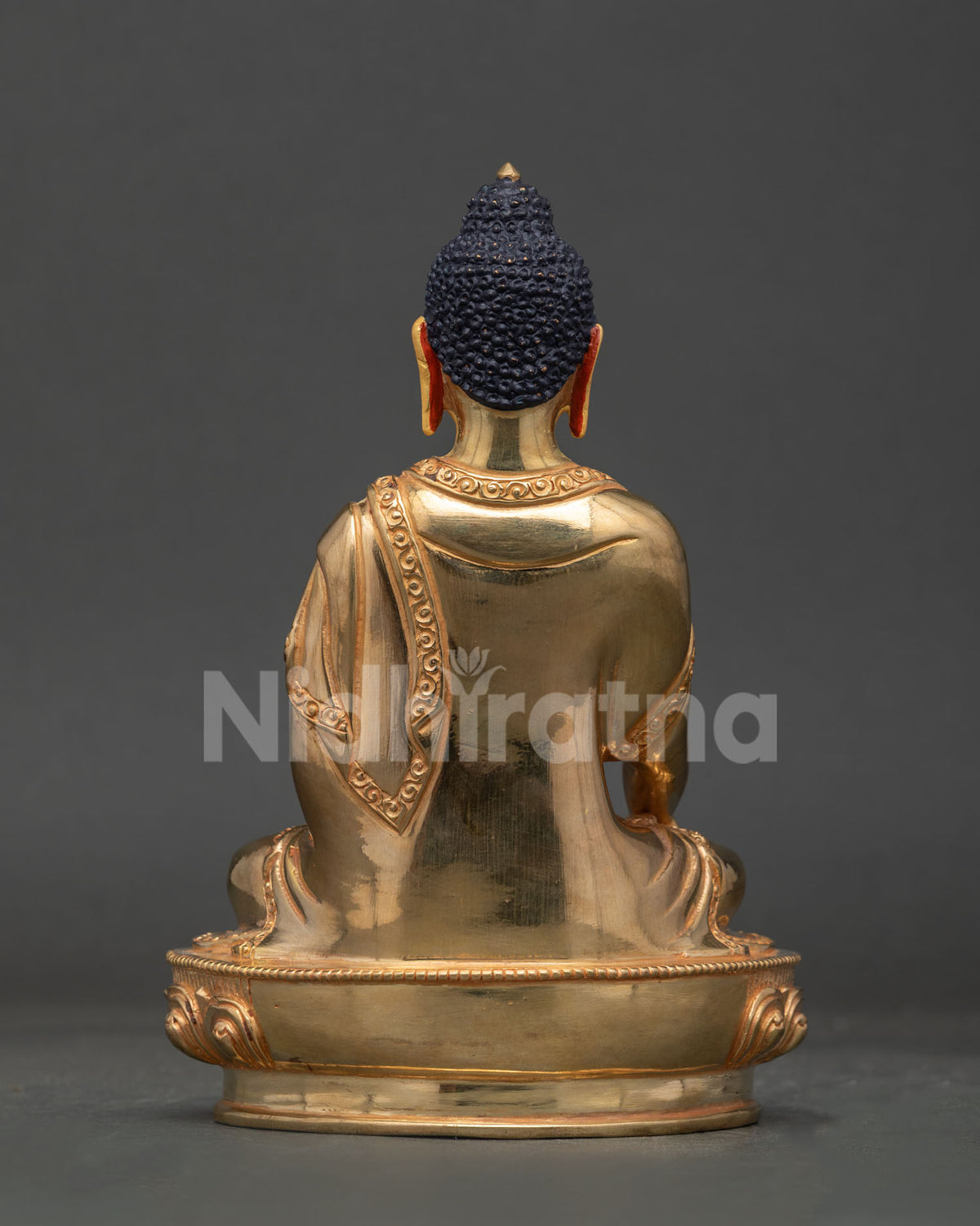 Finely crafted nepalese shakyamuni buddha statue for buddhist altar meditation room or personal shrine.