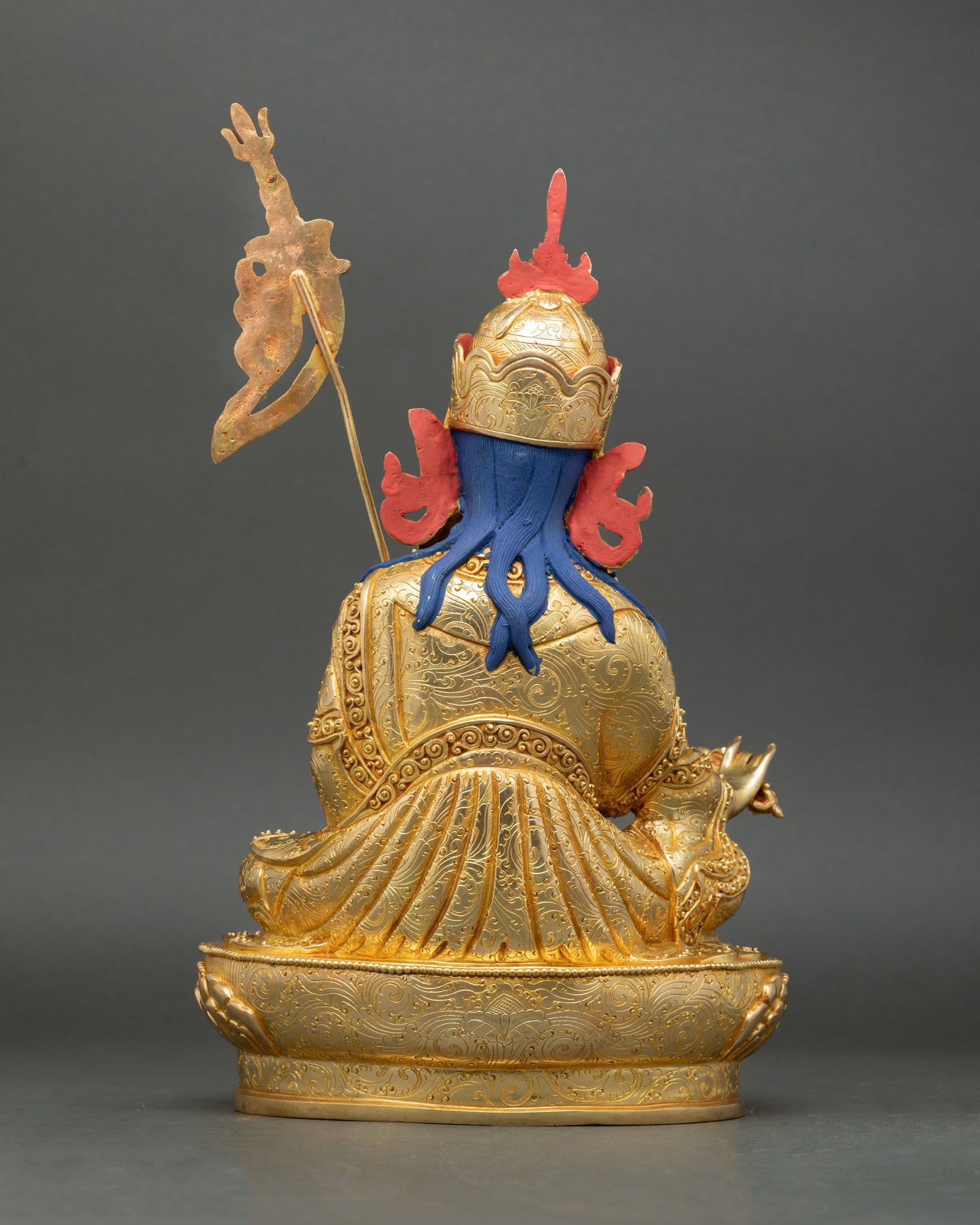 guru padmasambhava statue back view copper lost wax casting gold gilded nepal artisan