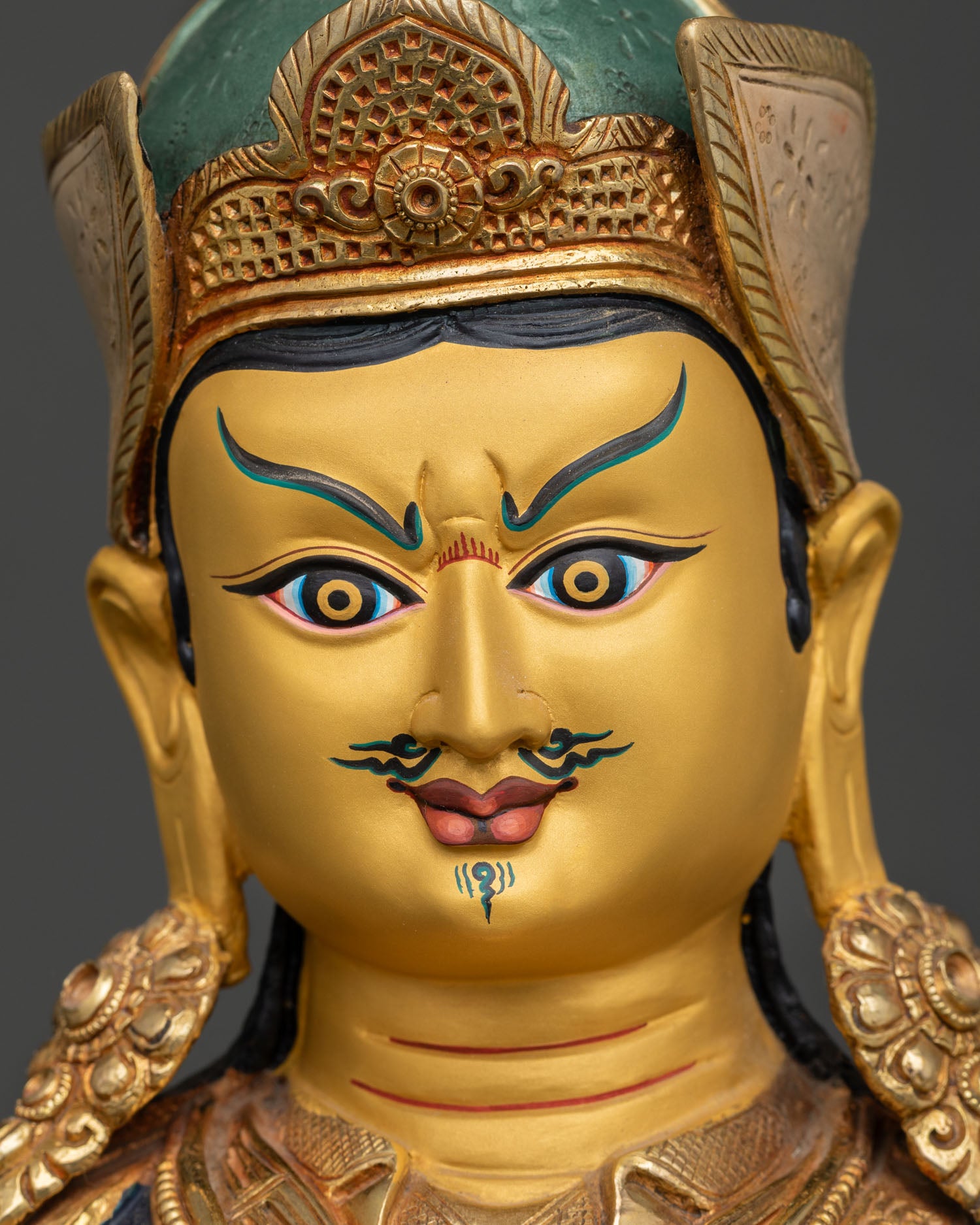 Guru Rinpoche Statue 24K Gold Painted Face Detailed Close Up