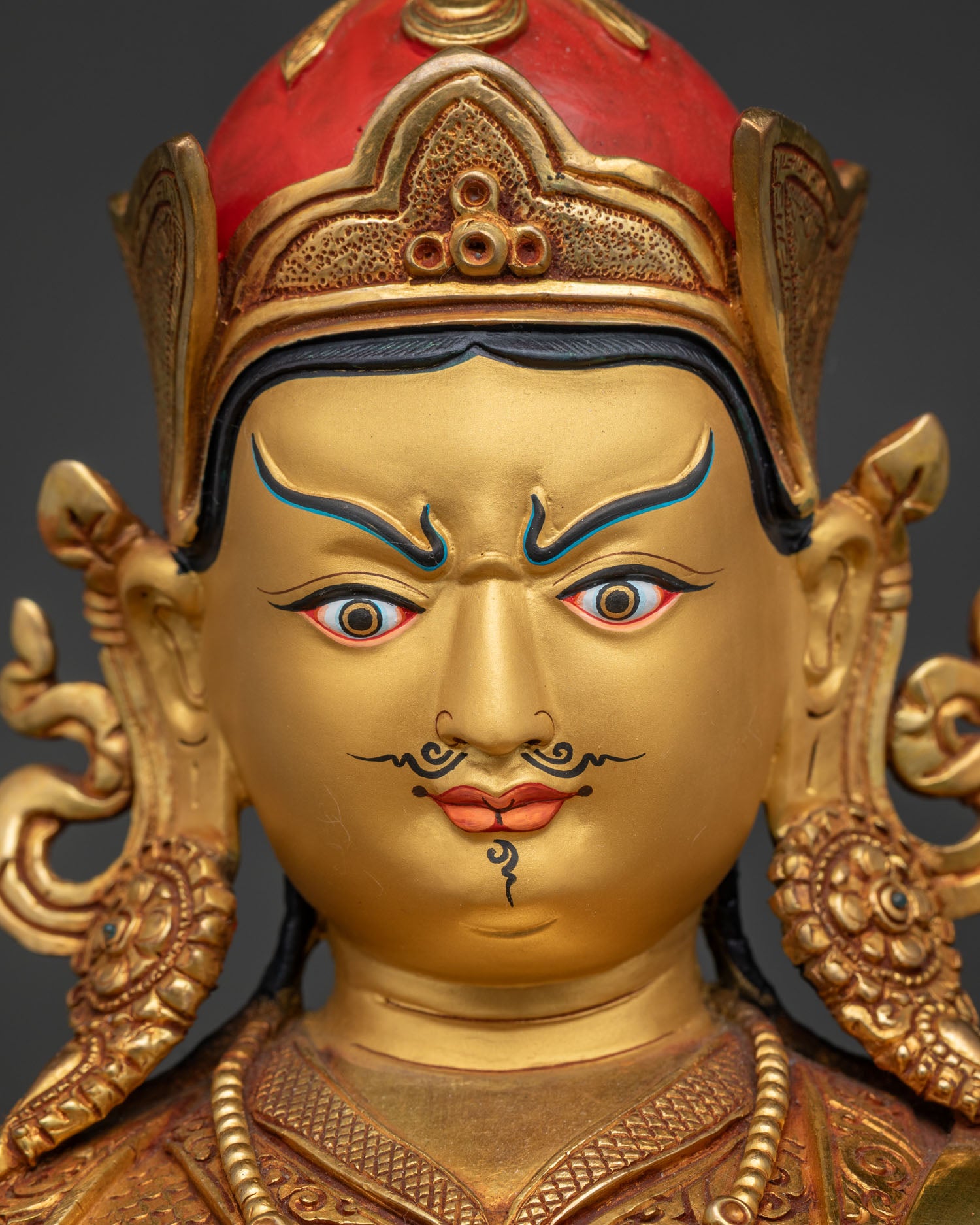 Guru Rinpoche Statue Detailed Face Close Up Newari Handcrafted Nepal