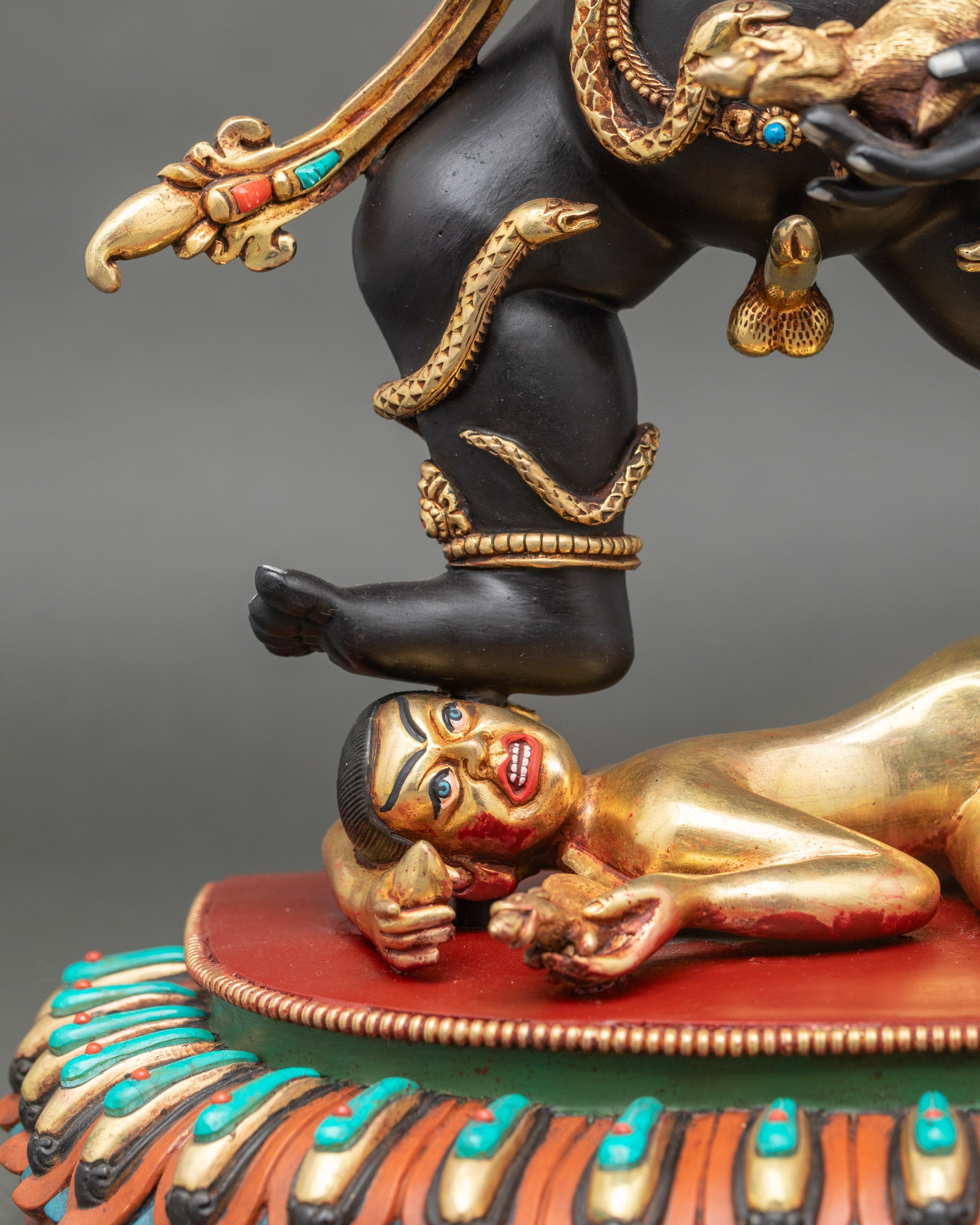 Dzambhala Nagpo Statue | Hand Painted Buddhist Sculpture