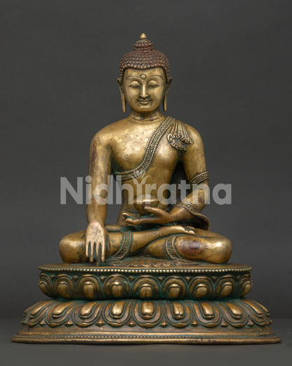 Handcrafted Shakyamuni Buddha Statue Front View Antique Copper Nepal.
