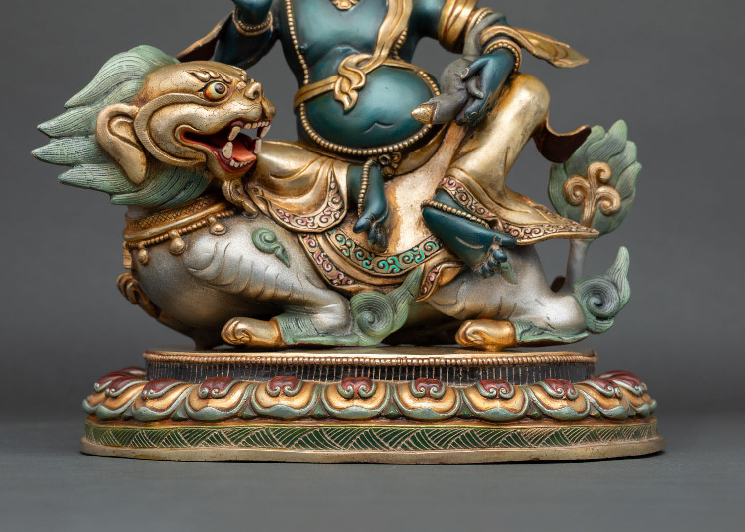 Namtoshe Statue | Hand-Painted Himalayan Craftsmanship