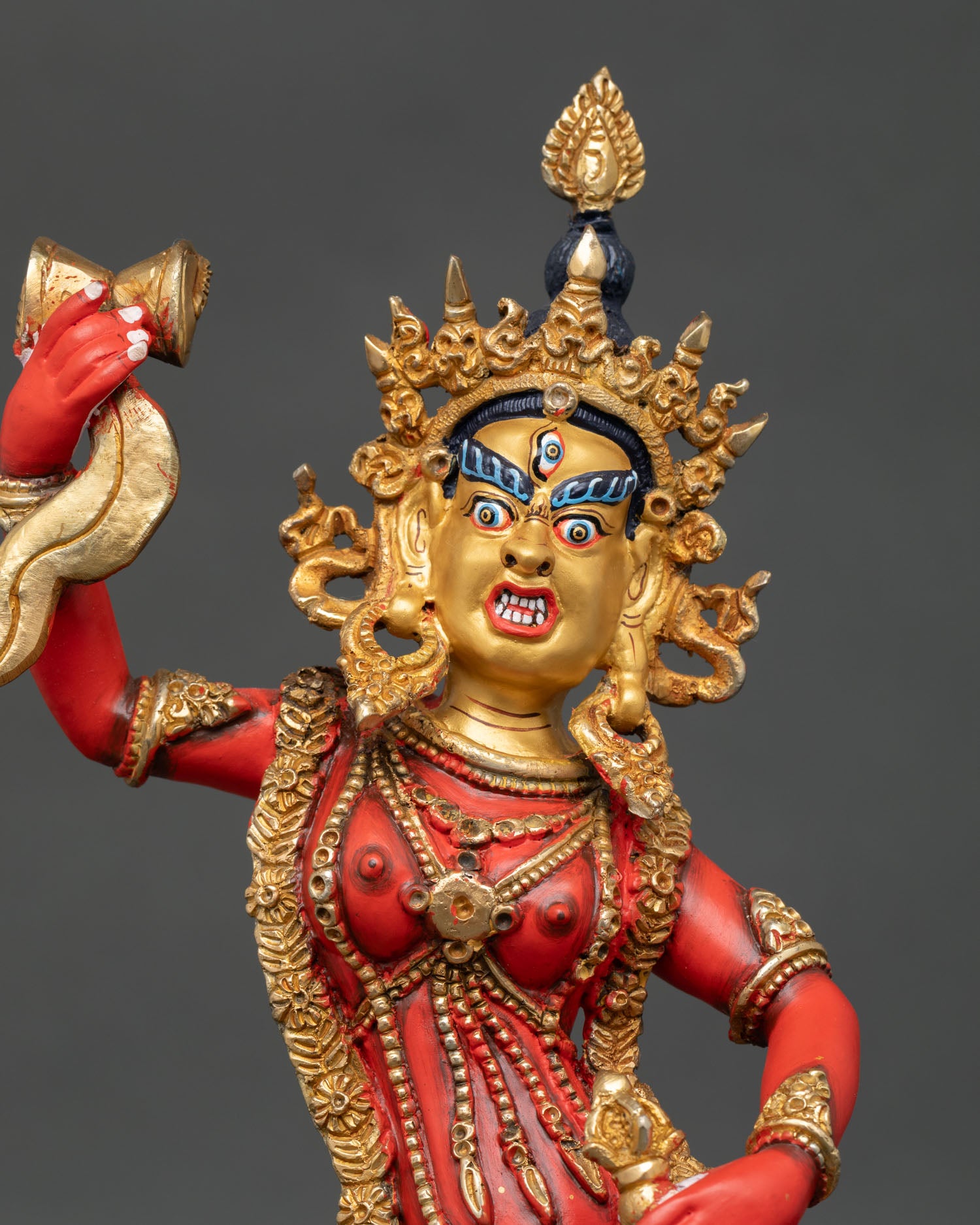 Regular Close Up Dechen Gyalmo Statue Nepal Copper Gold Gilded Ritual Art Detail