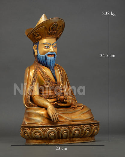 Right profile of Zhabdrung Ngawang Namgyal statue, handcrafted Himalayan Buddhist sculpture