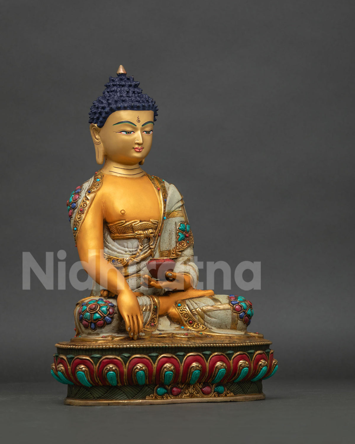 Right side view of Shakyamuni Buddha statue in Bhumisparsha Mudra pose