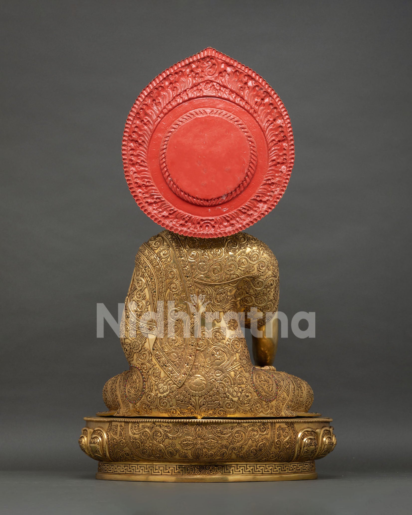Shakyamuni Buddha Statue Back View – Intricately Hand-Engraved Robe Details & Ornate Halo