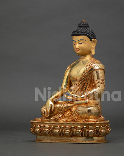 Shakyamuni Buddha statue bhumisparsha mudra begging bowl.