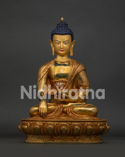 Shakyamuni Buddha Statue in gold gilded copper from Patan, Nepal