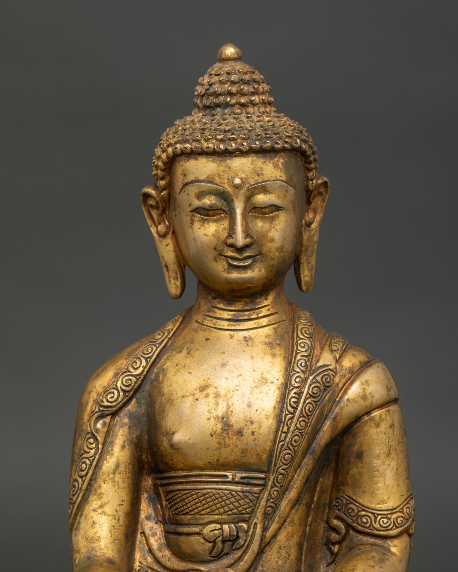 Shakyamuni Buddha Statue Peaceful Face Gold Fire Gilded Detail.