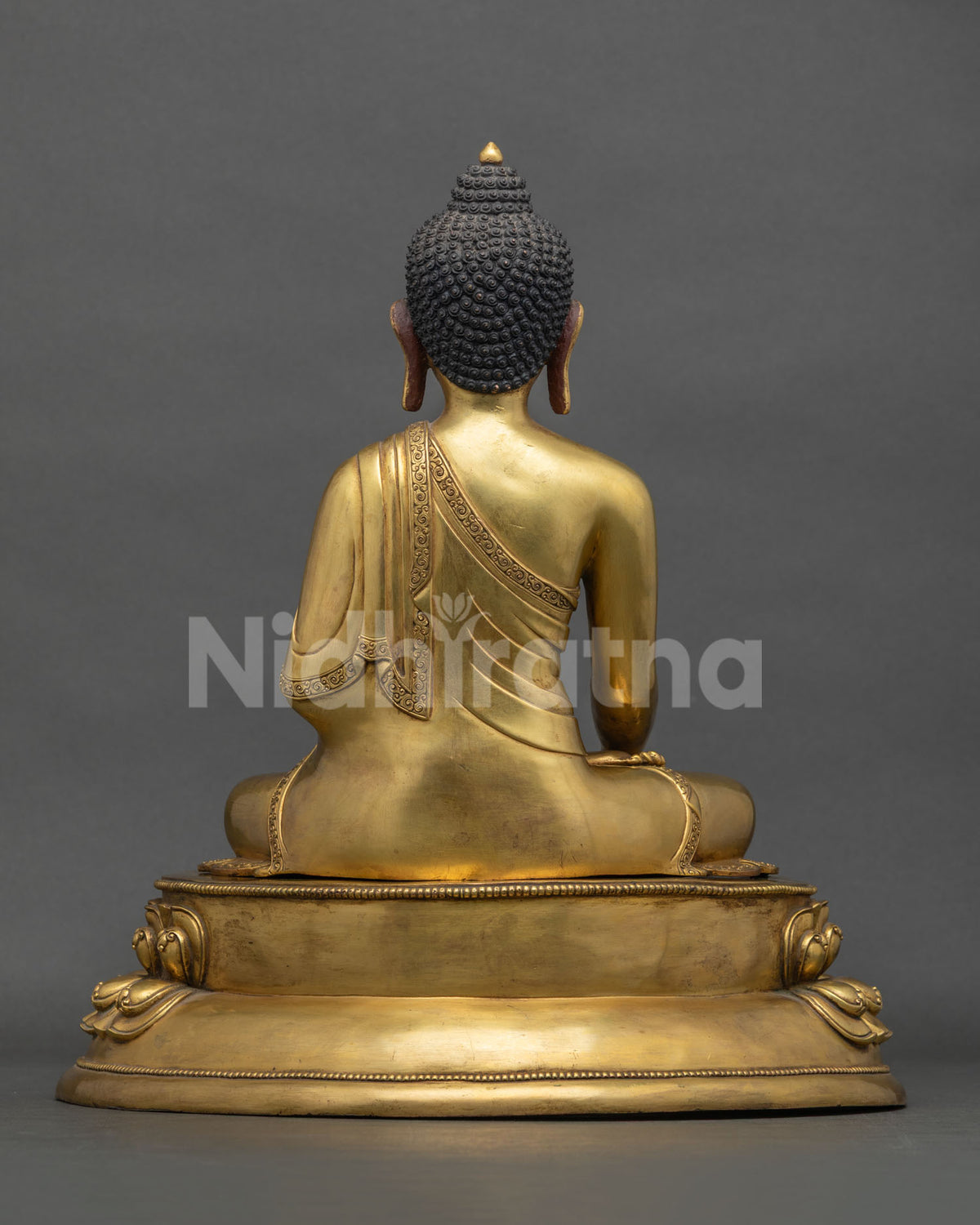 Shakyamuni Buddha Statue rear view, hand-carved robe and lotus base
