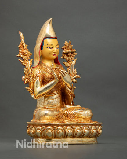 Side view Tsongkhapa and disciples seated lotus throne dharmachakra mudra vitarka mudra scriptures in hand copper Himalayan Buddhist sculpture