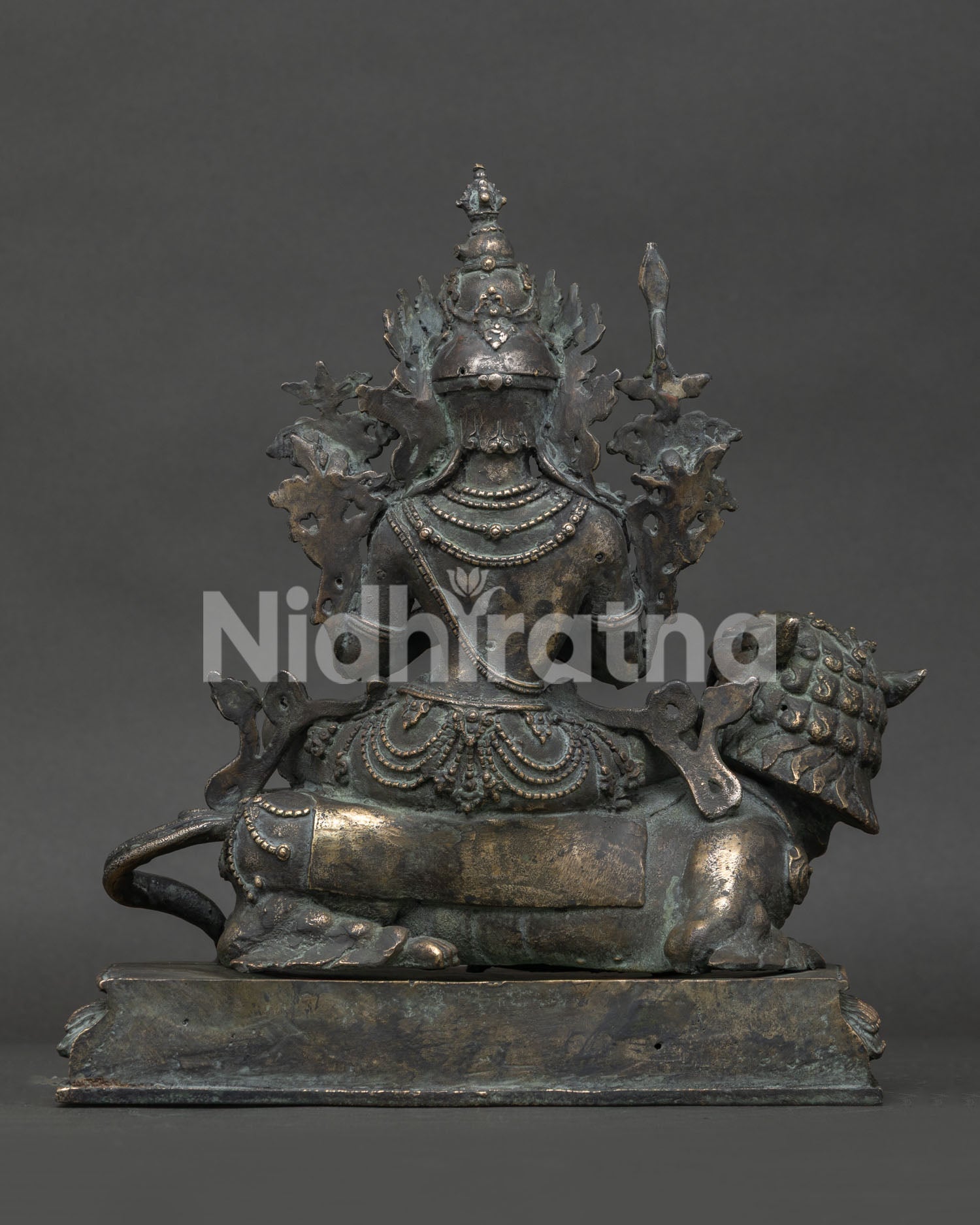 simhanada manjushri bronze statue detailed back view