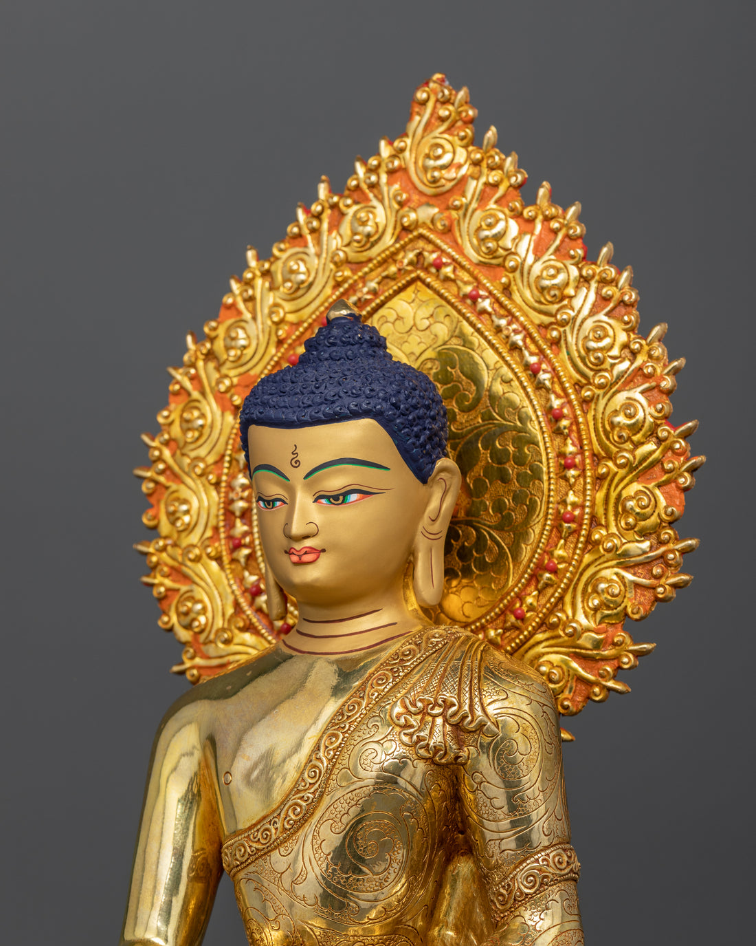 Shakyamuni Buddha : Bask in the Brilliance of Spiritual Illumination