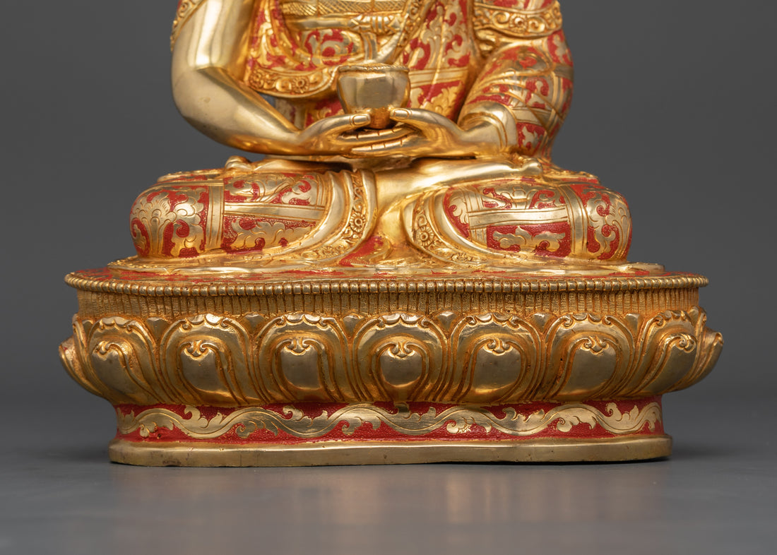 Amitabha Buddha : The Infinite Shining One