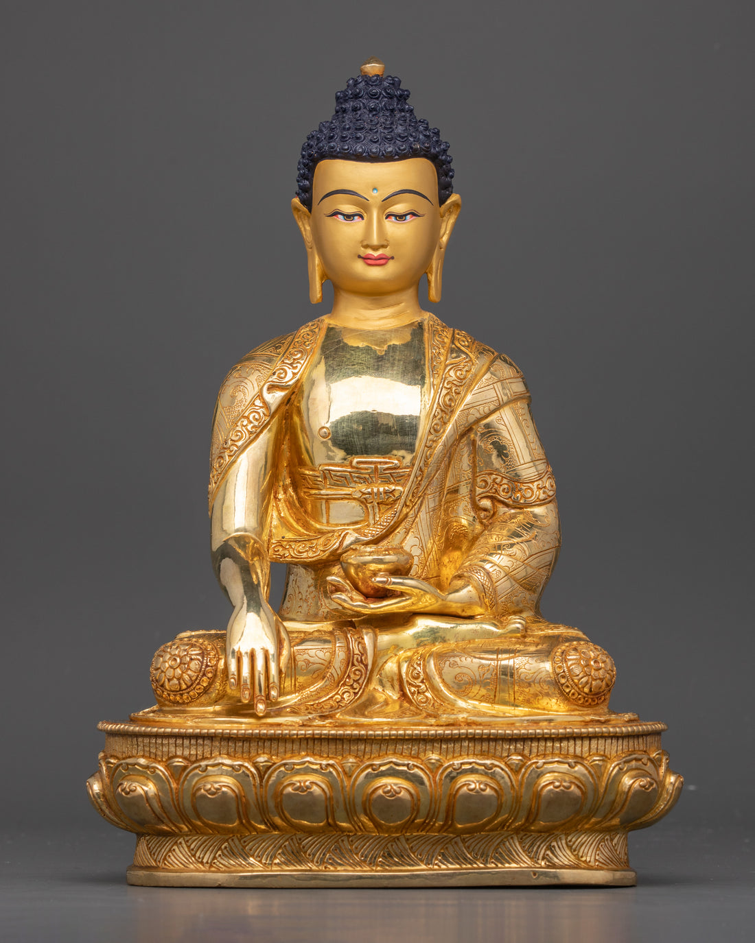 Traditional Shakyamuni Buddha: Buddha Sculpture