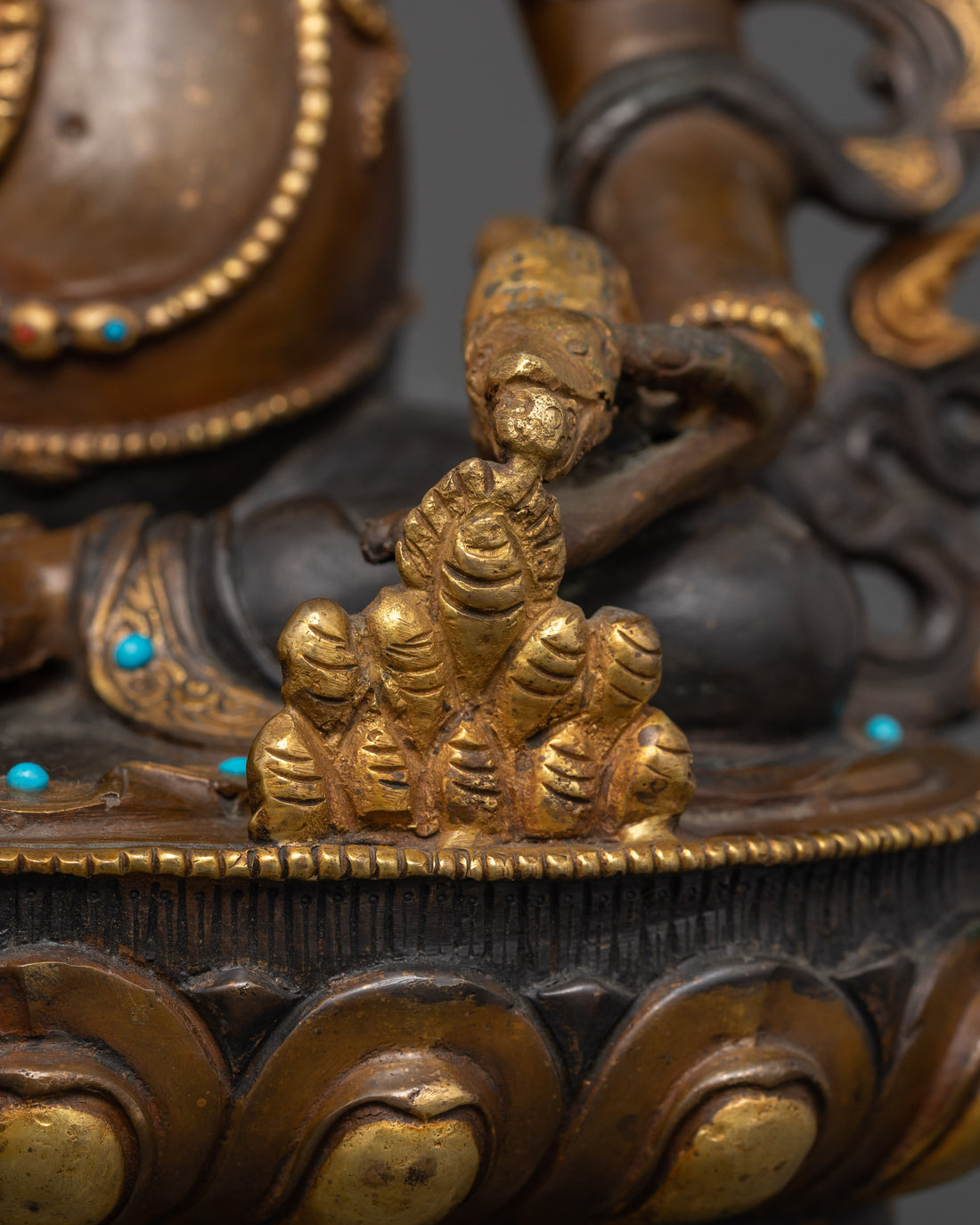 Prosperity's Guardian: The Dzambhala Statue