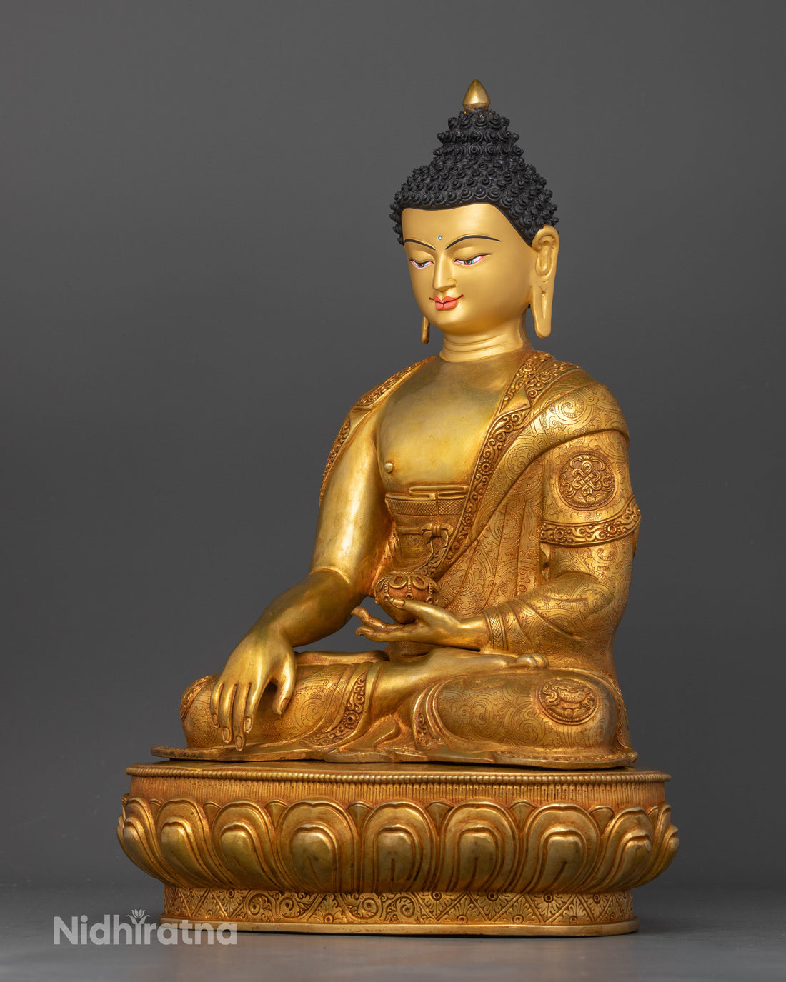 Enlightenment Under the Bodhi Tree : Sakyamuni Buddha