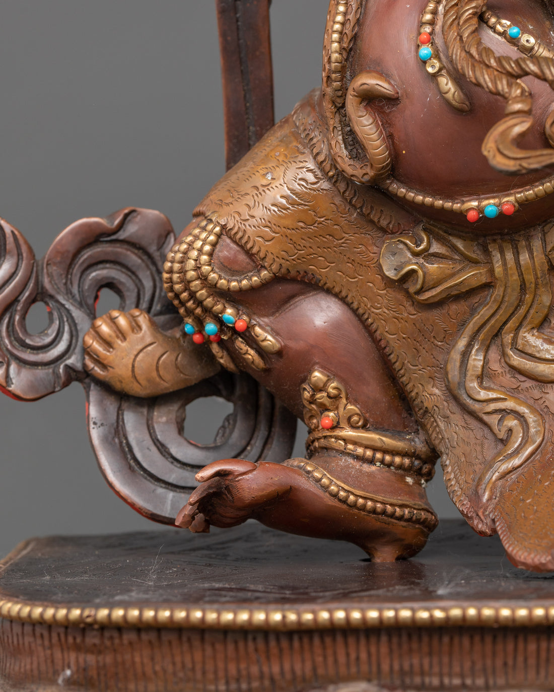 Unlocking the Power of Vajrapani: Protector and Guide in Buddhist Tradition