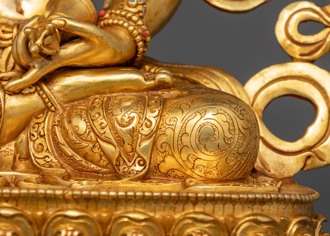 Purifying Light: The Vajrasattva Statue