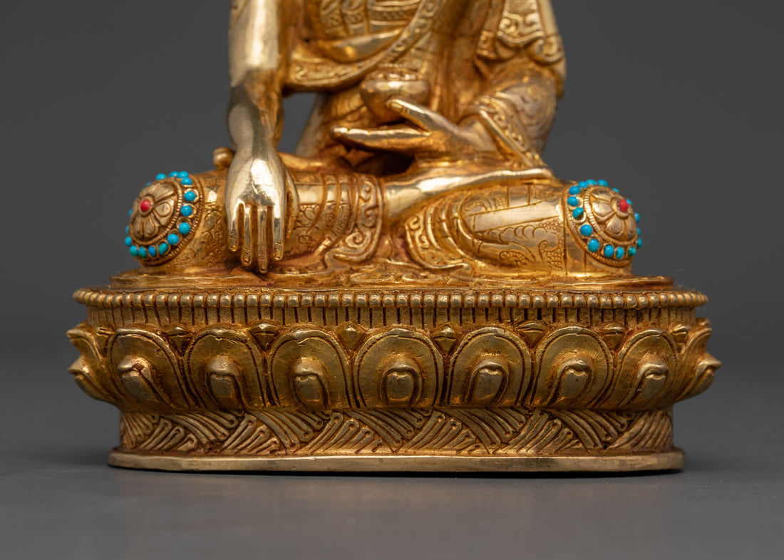 Transcendence in Gold : The Buddha Sculpture Crafted in 24K Splendor